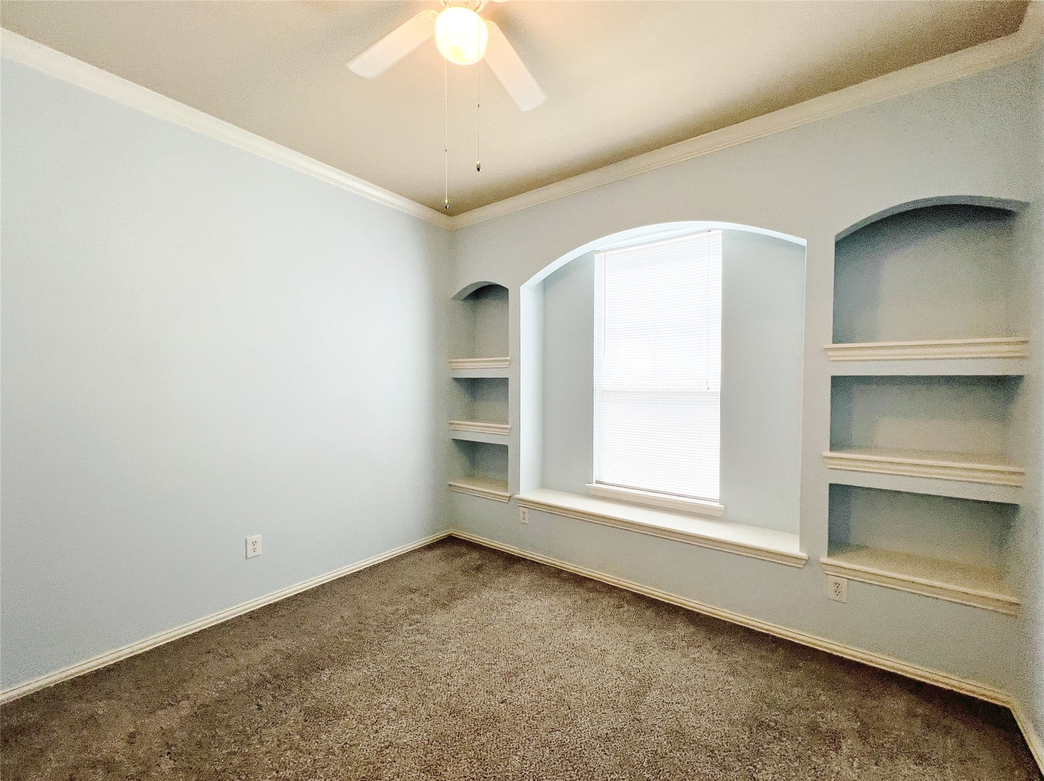 552 Kerry Street Crowley TX 76036