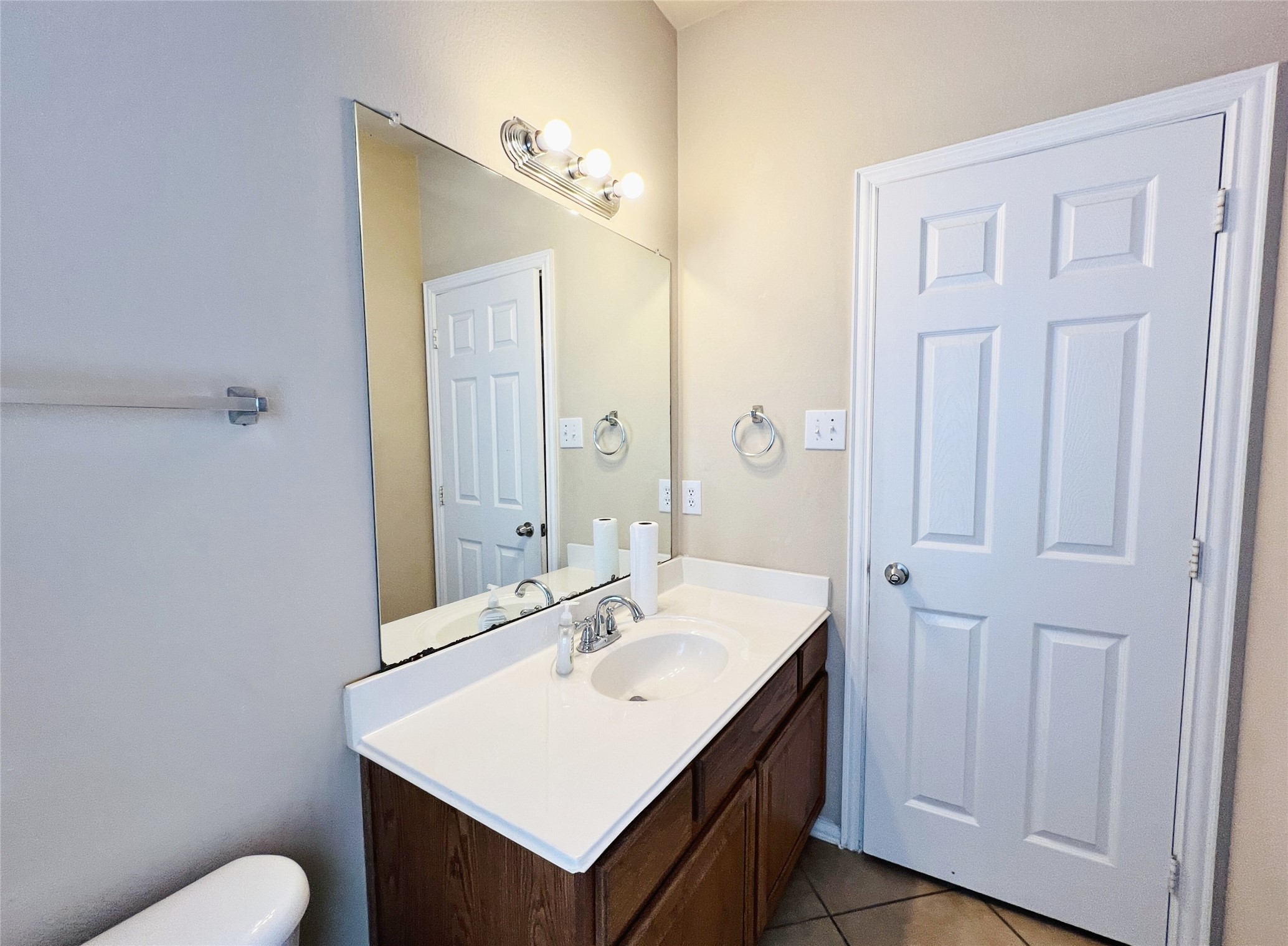 552 Kerry Street Crowley TX 76036