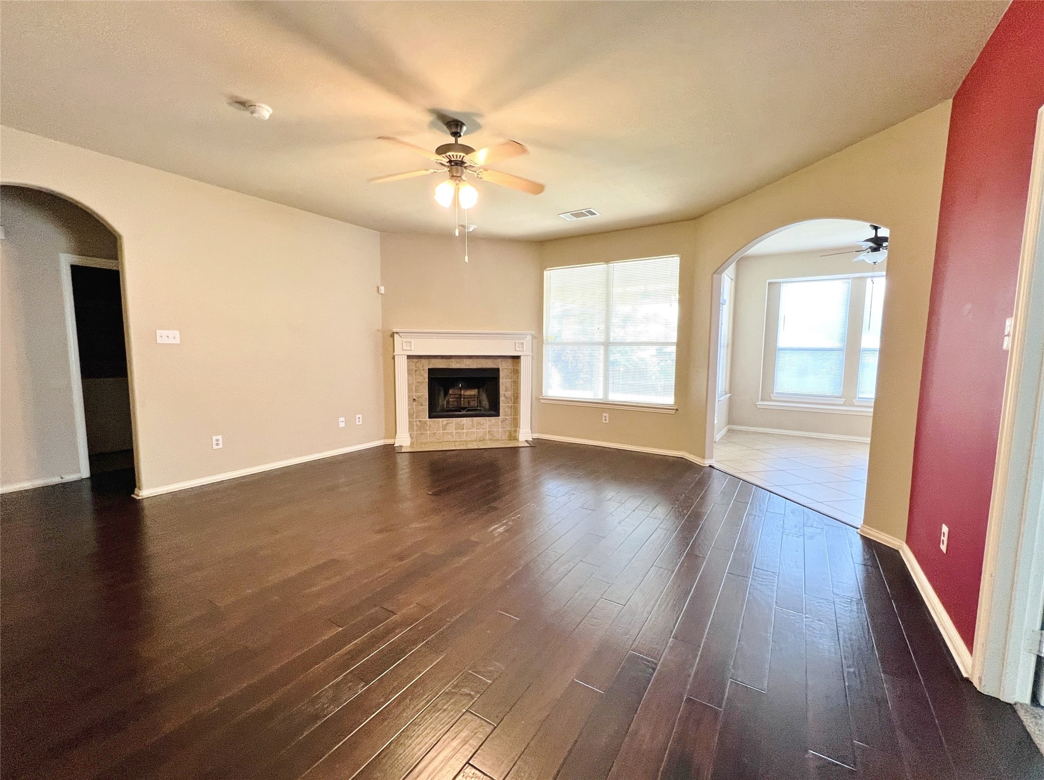 552 Kerry Street Crowley TX 76036