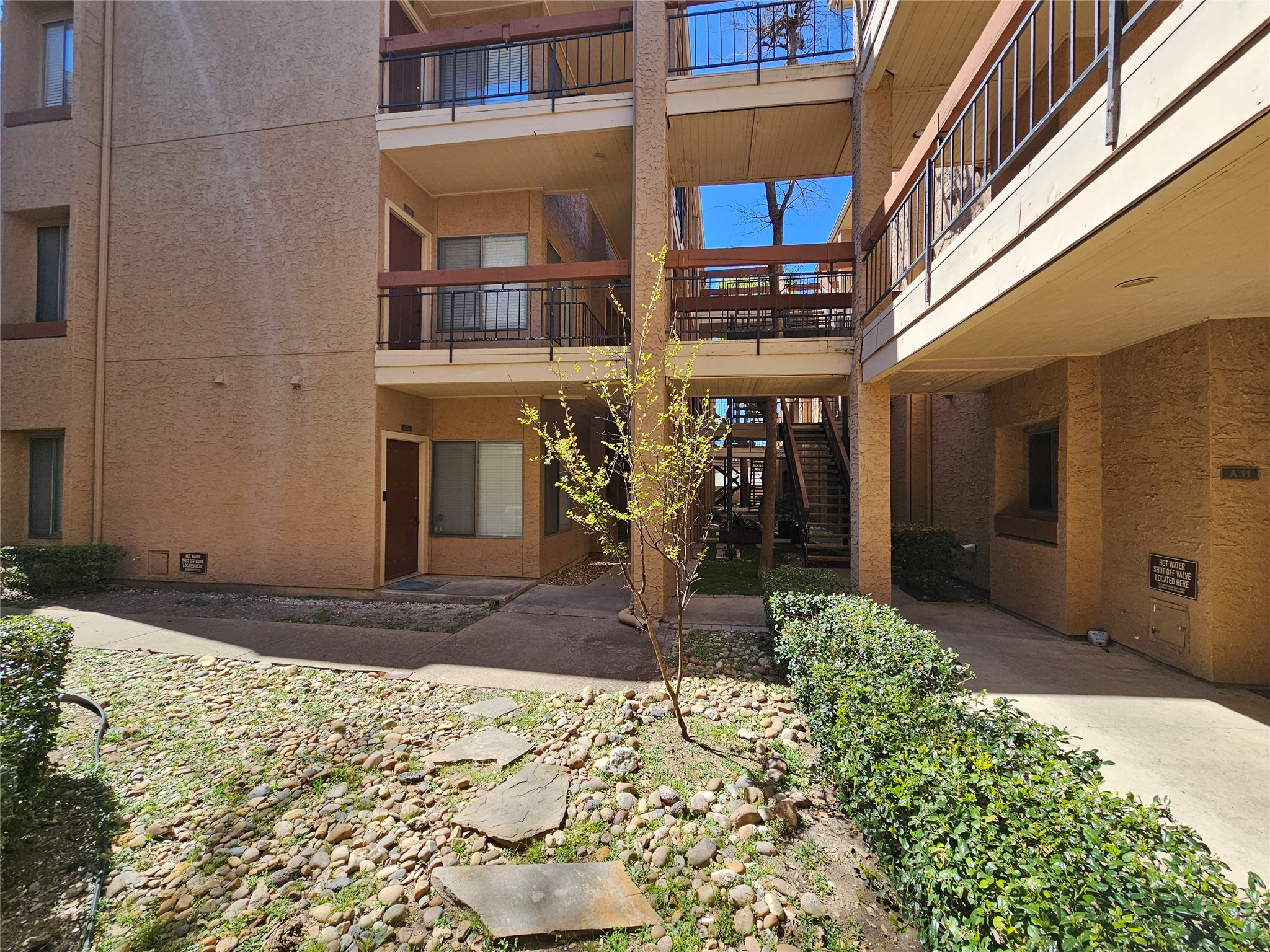 5550 Spring Valley Road Dallas TX 75254