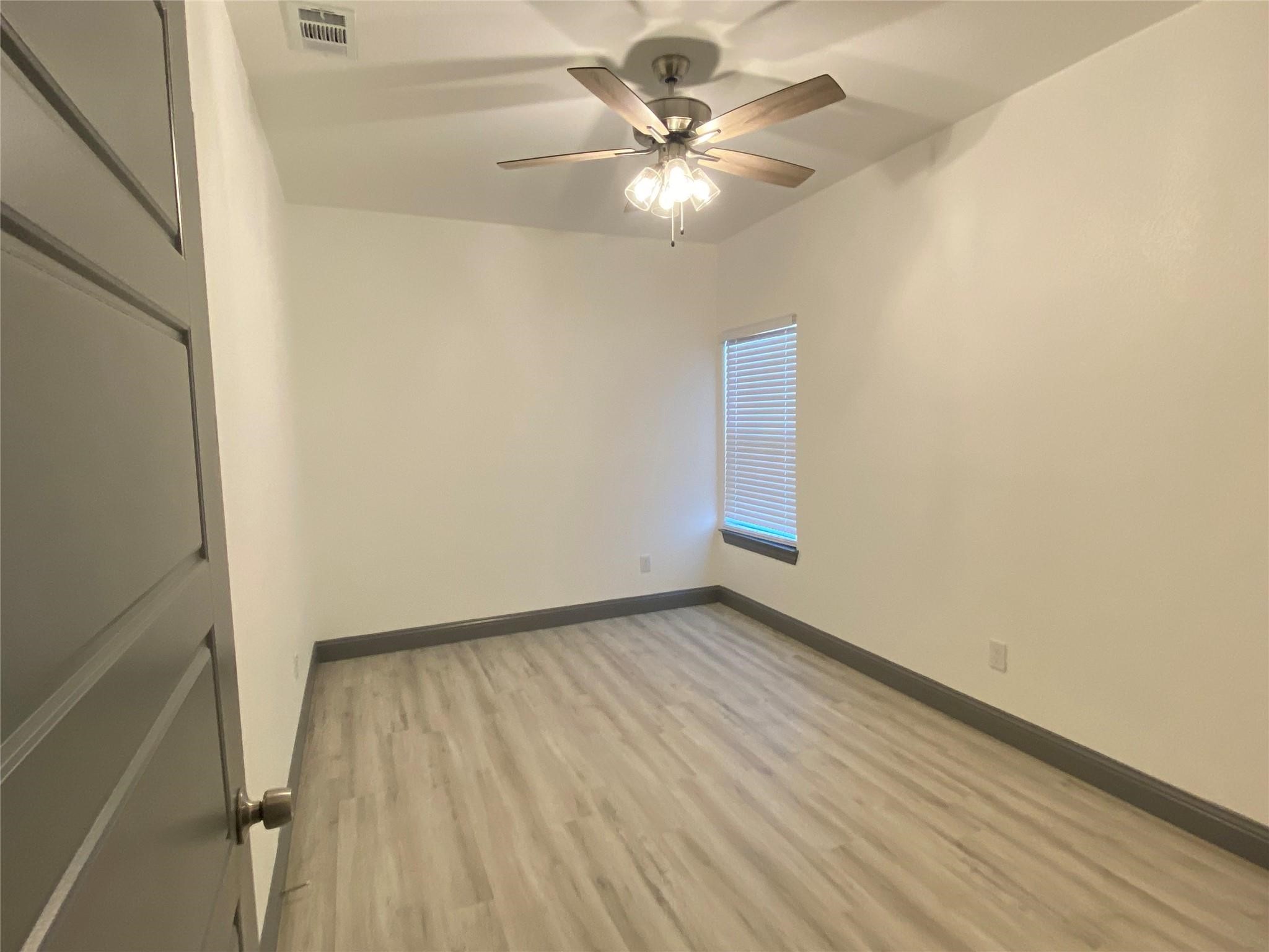 823 E Arlington Avenue Fort Worth TX 76104