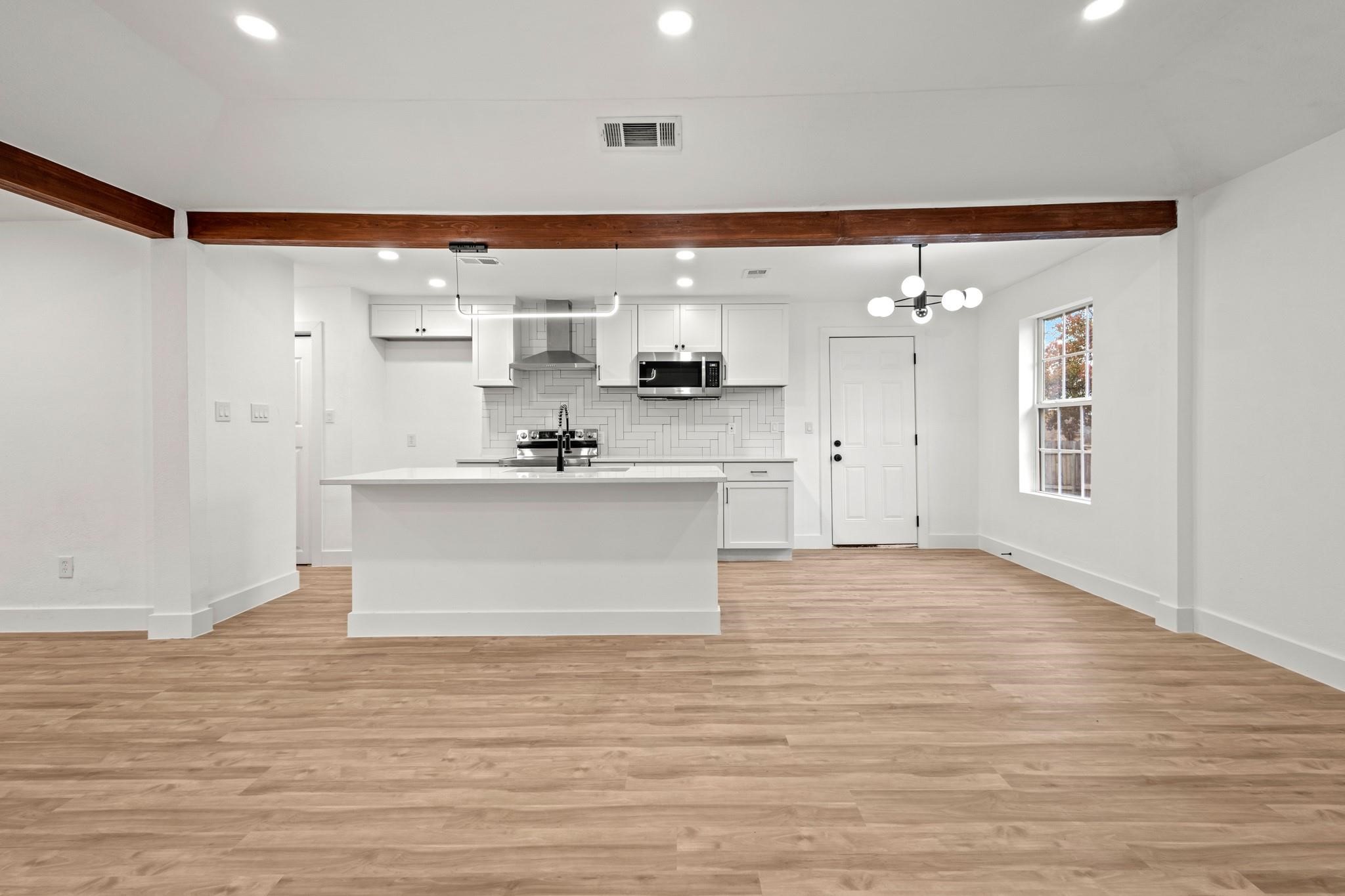 6000 Cool Springs Drive Arlington TX 76001