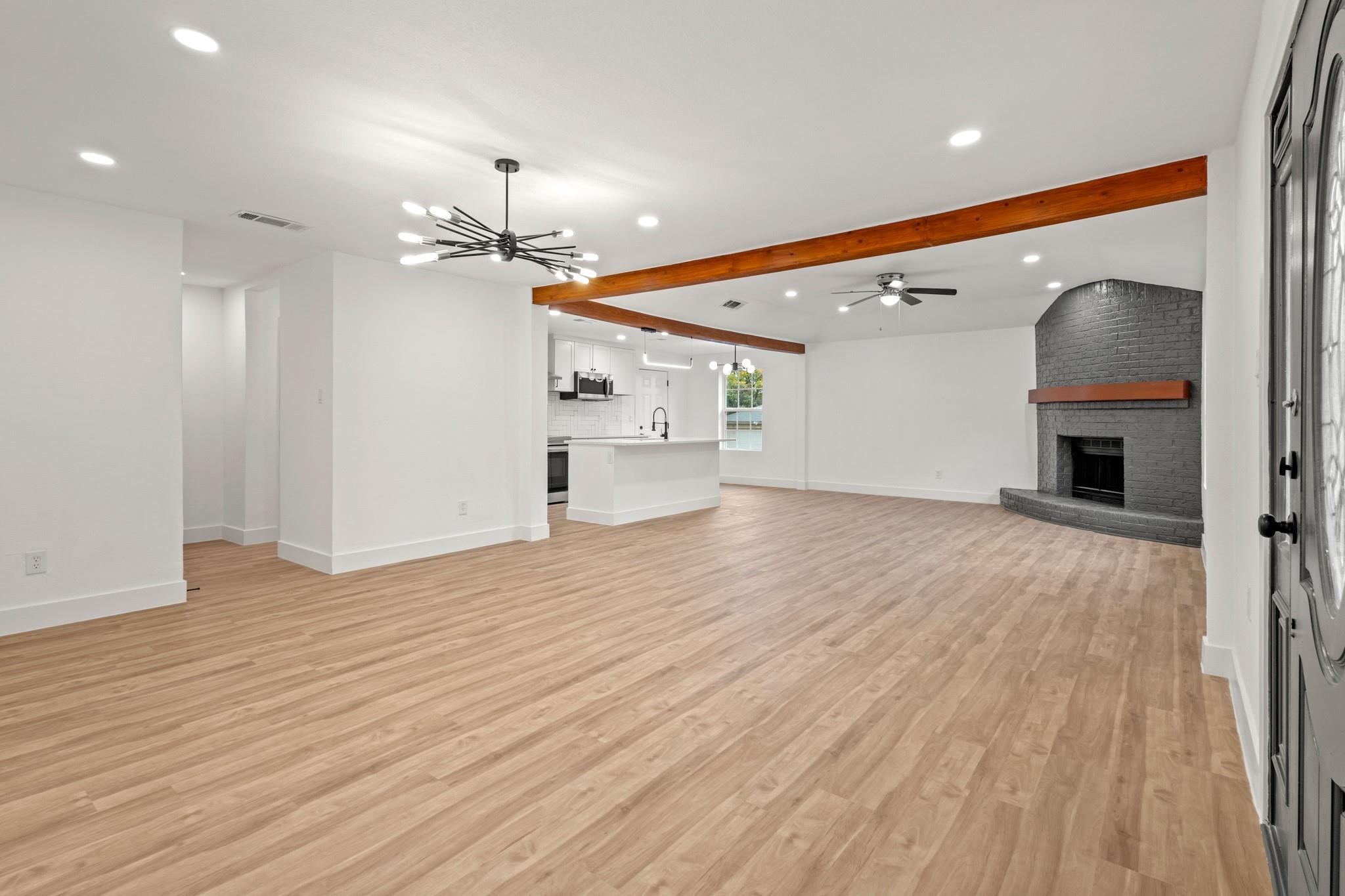 6000 Cool Springs Drive Arlington TX 76001
