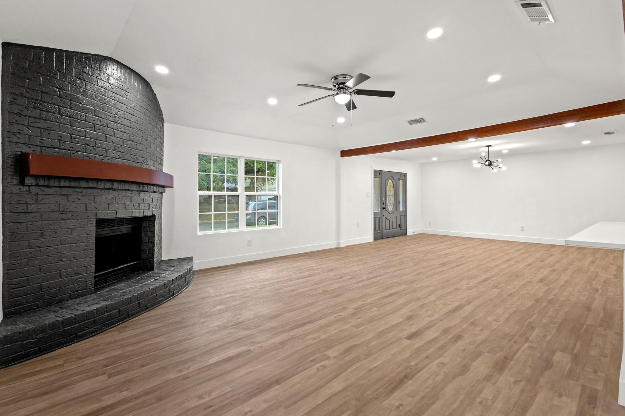 6000 Cool Springs Drive Arlington TX 76001