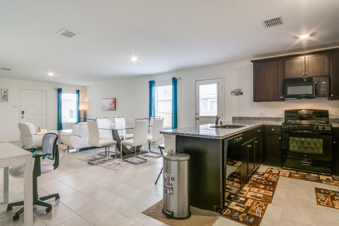 2808 Slatewood Drive Fort Worth TX 76179