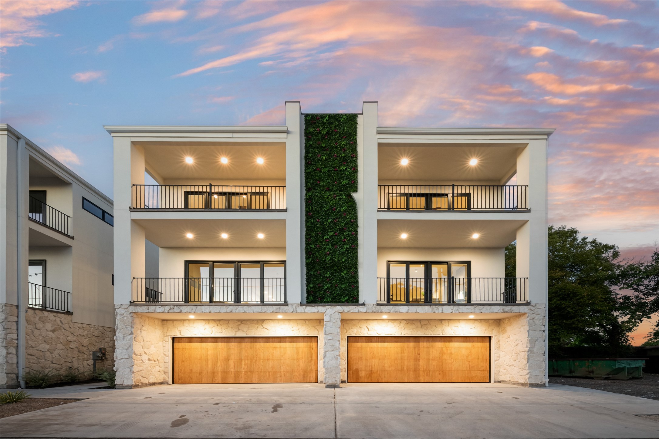 1514 Holly Avenue Dallas TX 75204