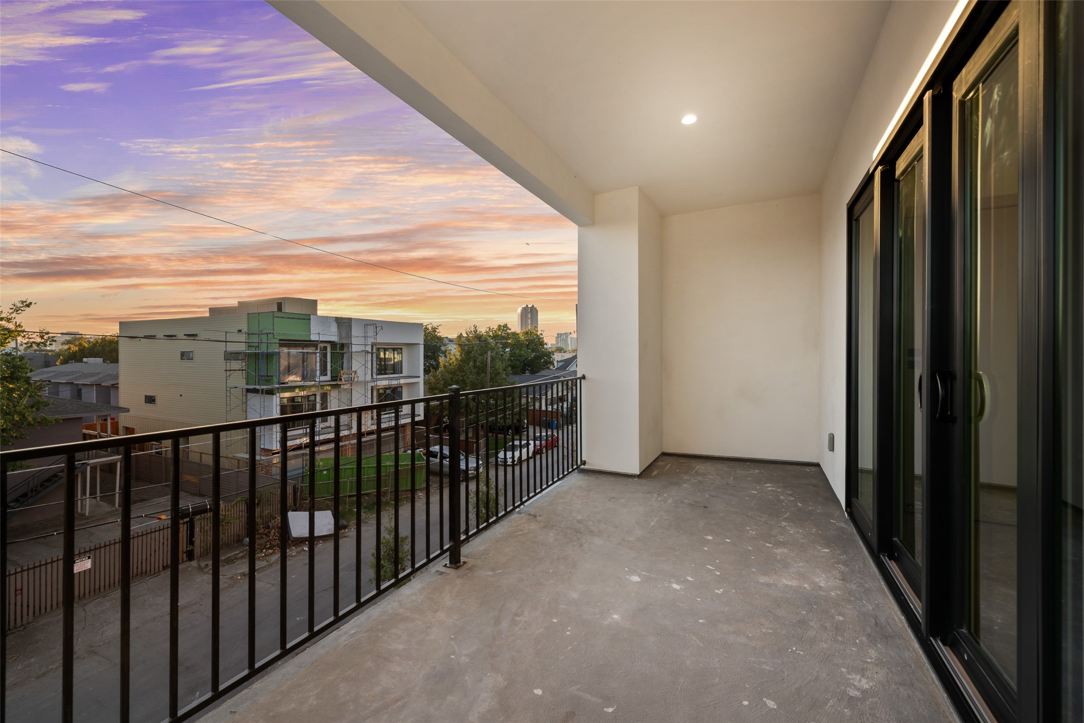 1514 Holly Avenue Dallas TX 75204