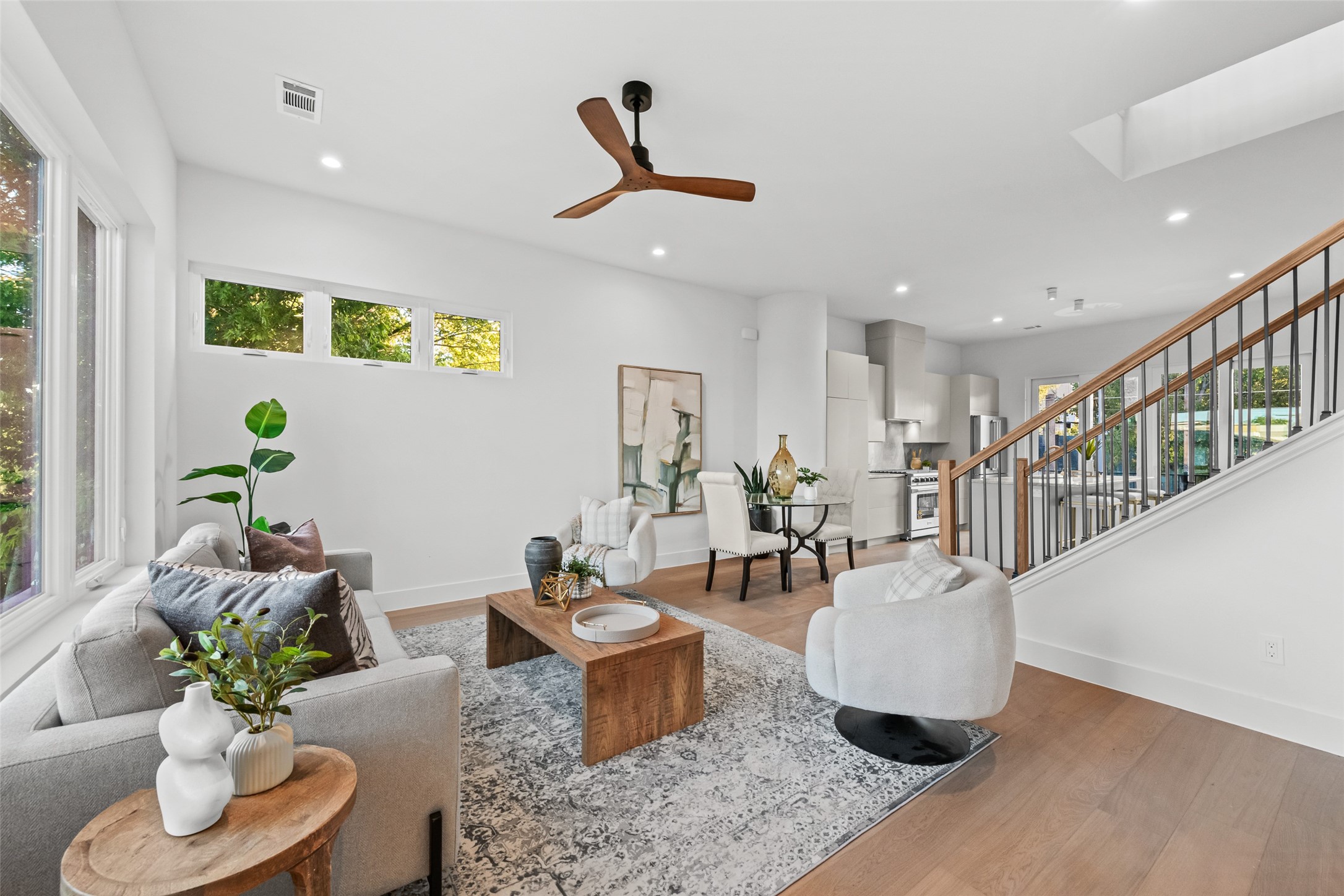 1514 Holly Avenue Dallas TX 75204
