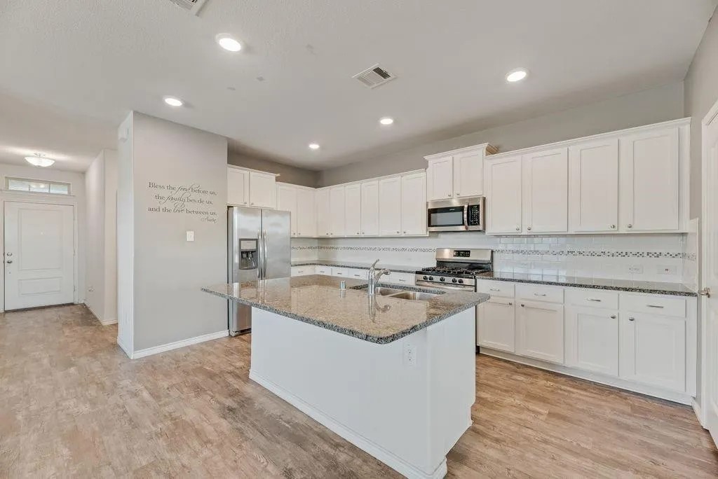 633 Bassett Hall Road Fate TX 75189