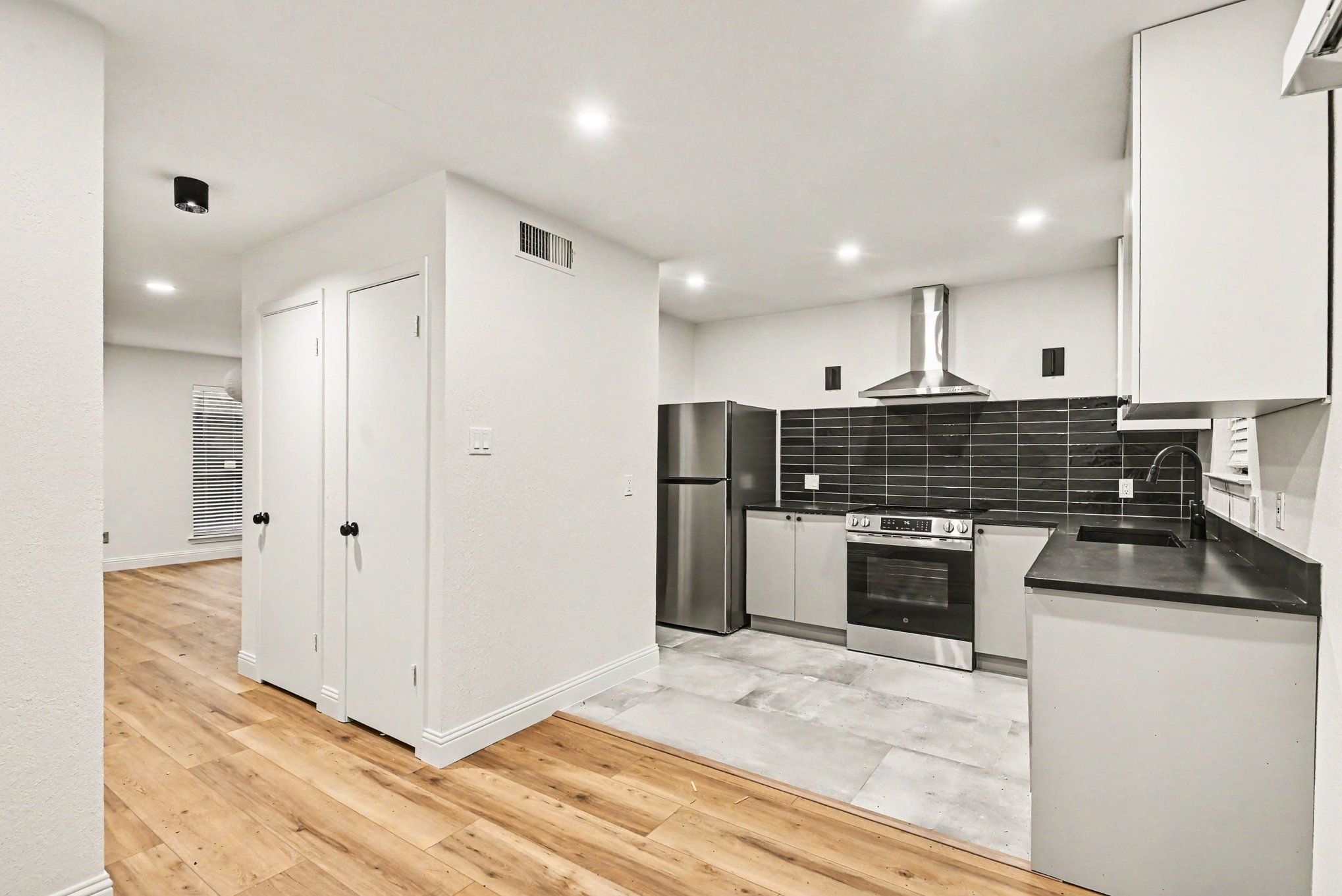 2101 Mistletoe Avenue Fort Worth TX 76110