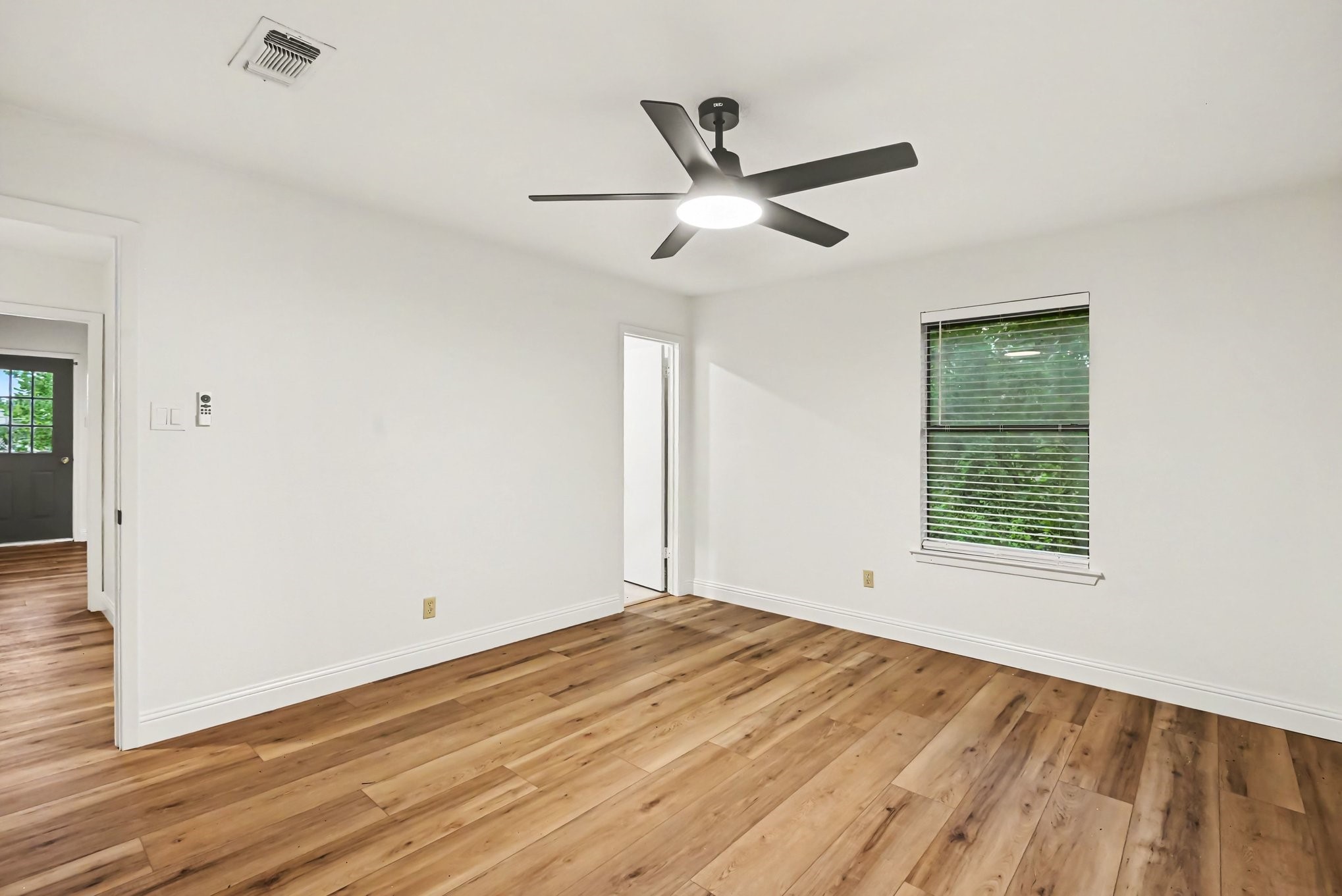 2101 Mistletoe Avenue Fort Worth TX 76110