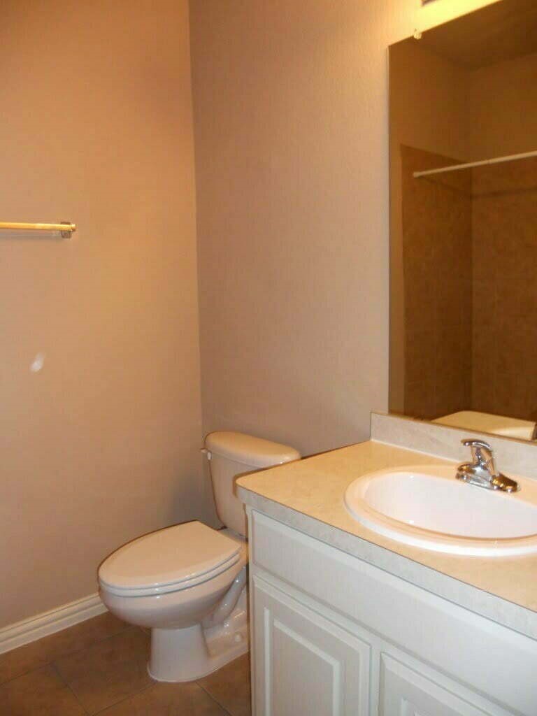 2418 W Prairie Street Denton TX 76201