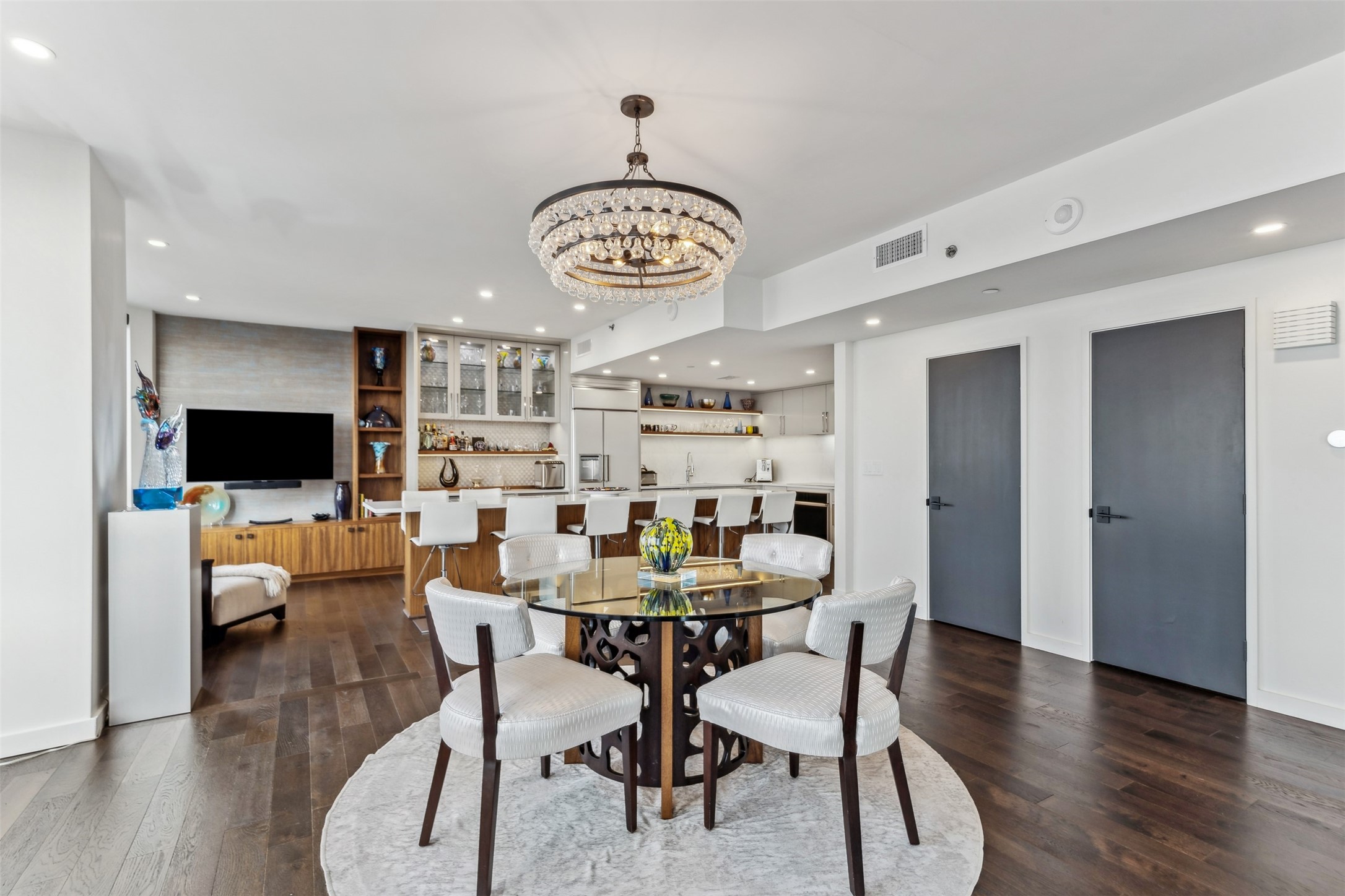 3030 Mckinney Avenue Dallas TX 75204