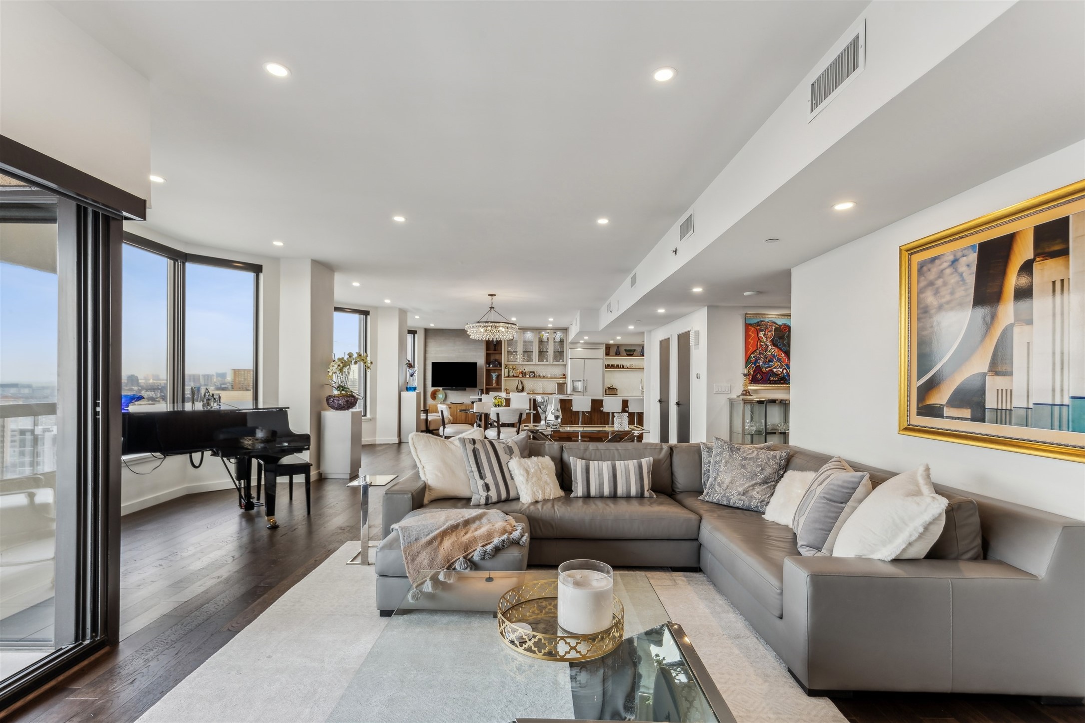 3030 Mckinney Avenue Dallas TX 75204