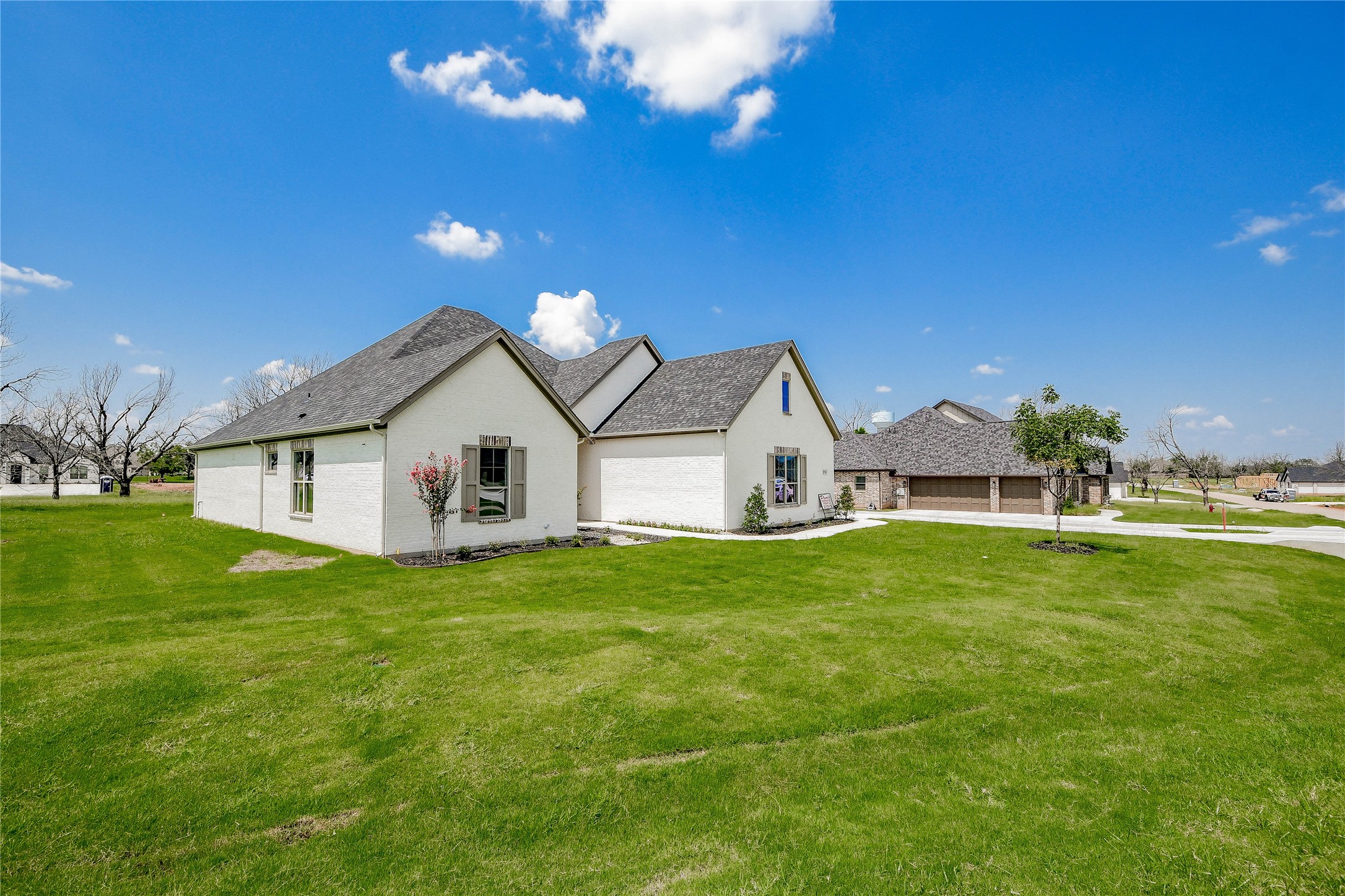 2719 Village Road Granbury TX 76049