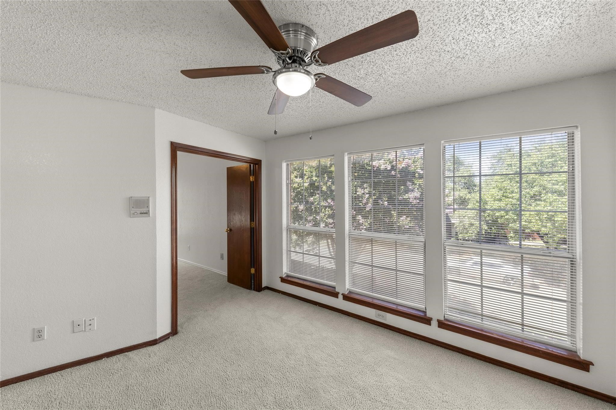 1423 Holveck Drive Cedar Hill TX 75104