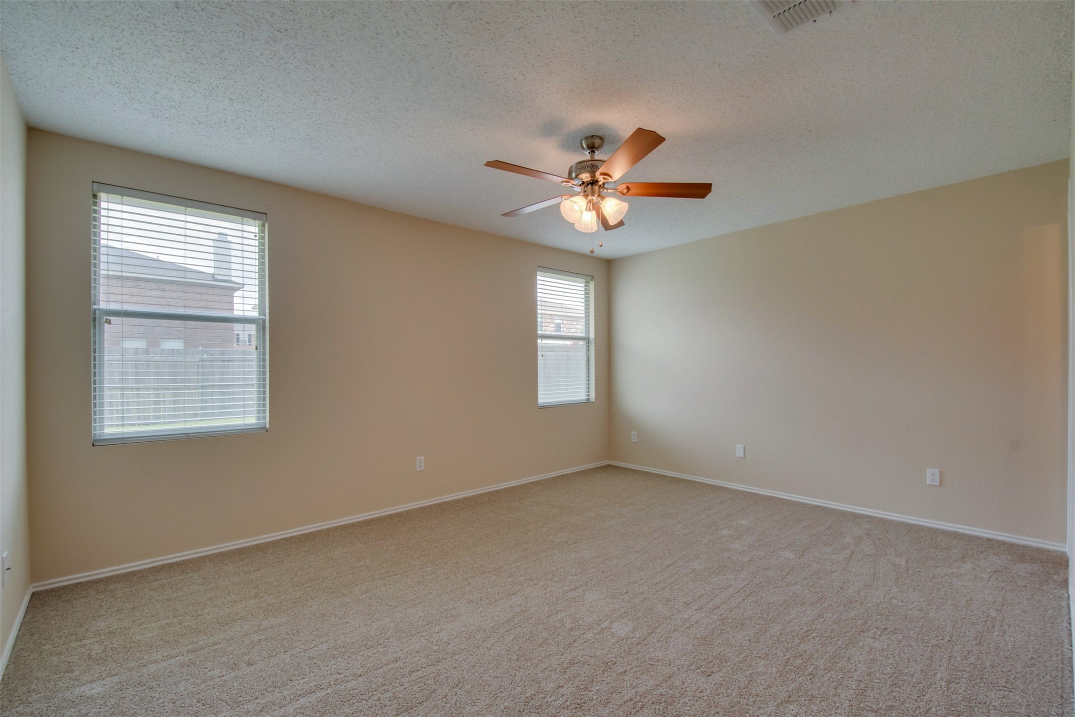 3833 Foxhound Lane Fort Worth TX 76123