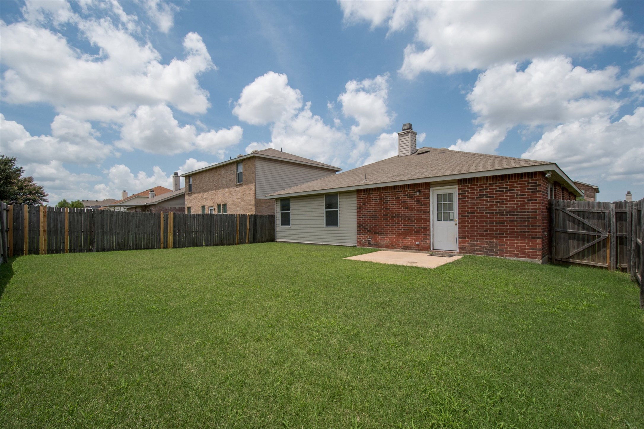 3833 Foxhound Lane Fort Worth TX 76123