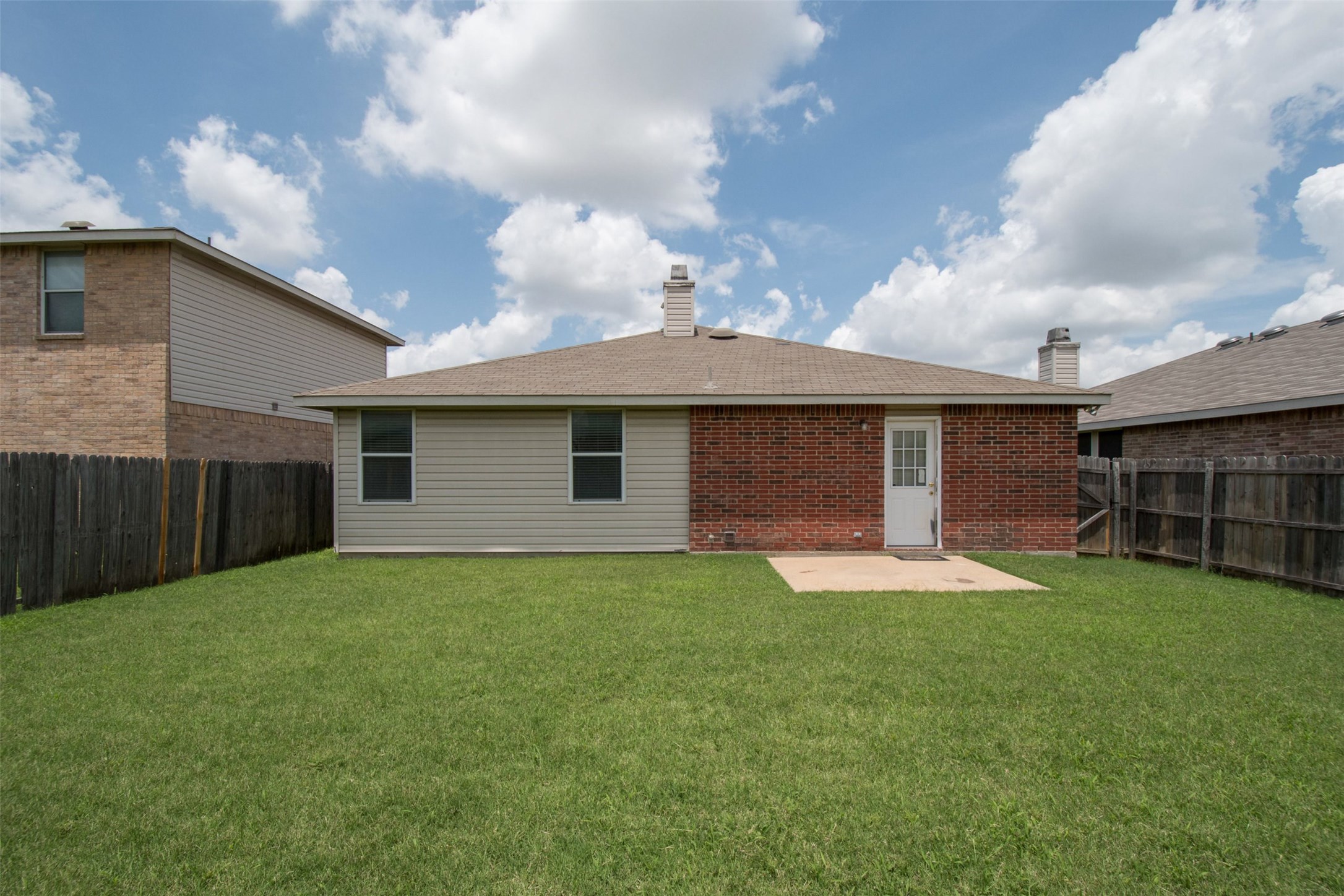 3833 Foxhound Lane Fort Worth TX 76123