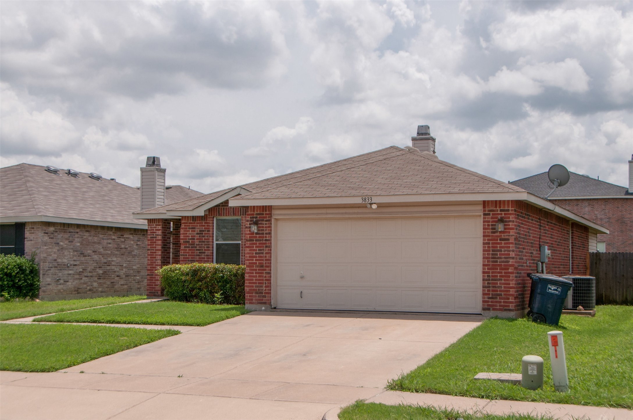 3833 Foxhound Lane Fort Worth TX 76123