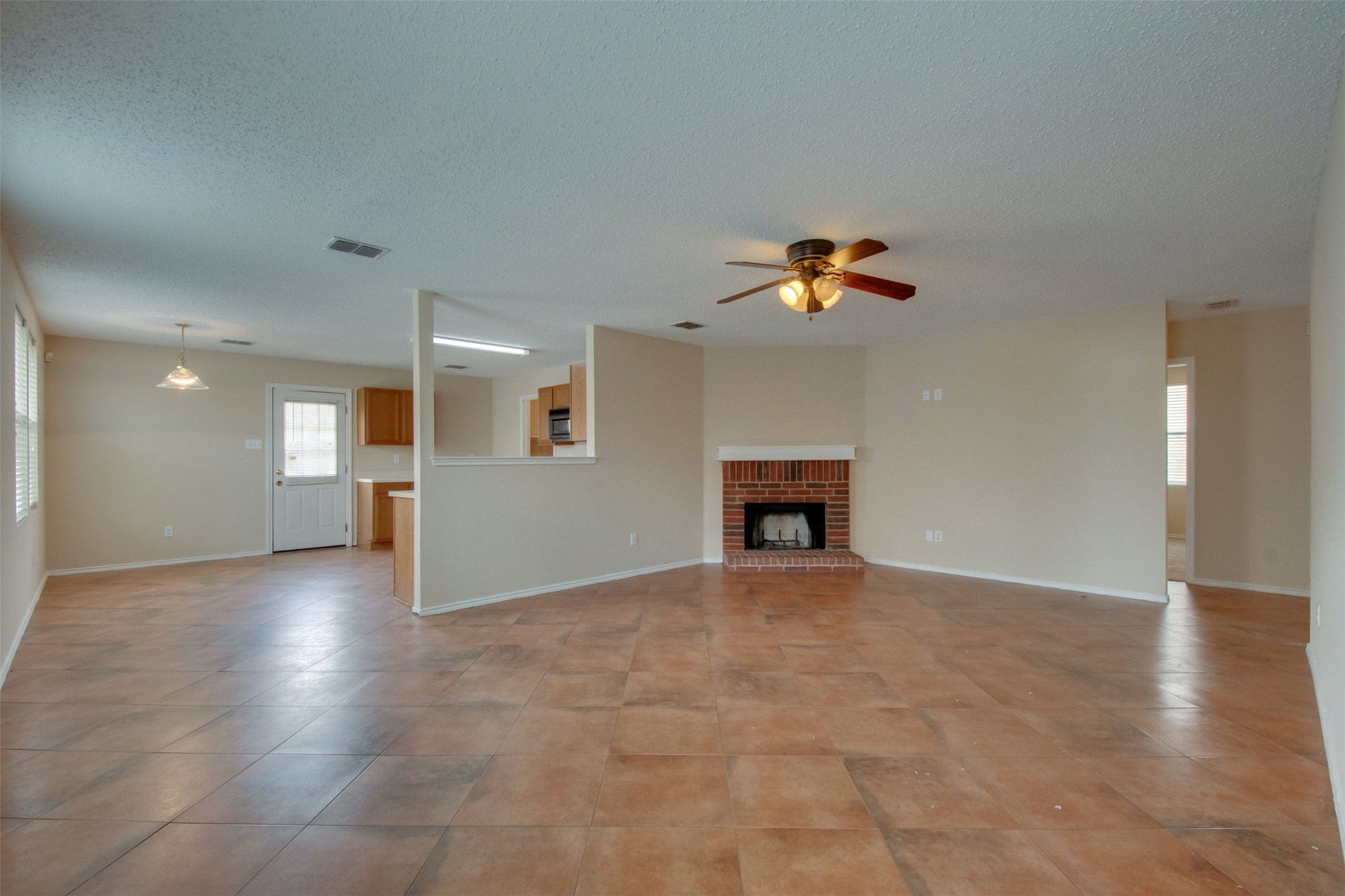 3833 Foxhound Lane Fort Worth TX 76123