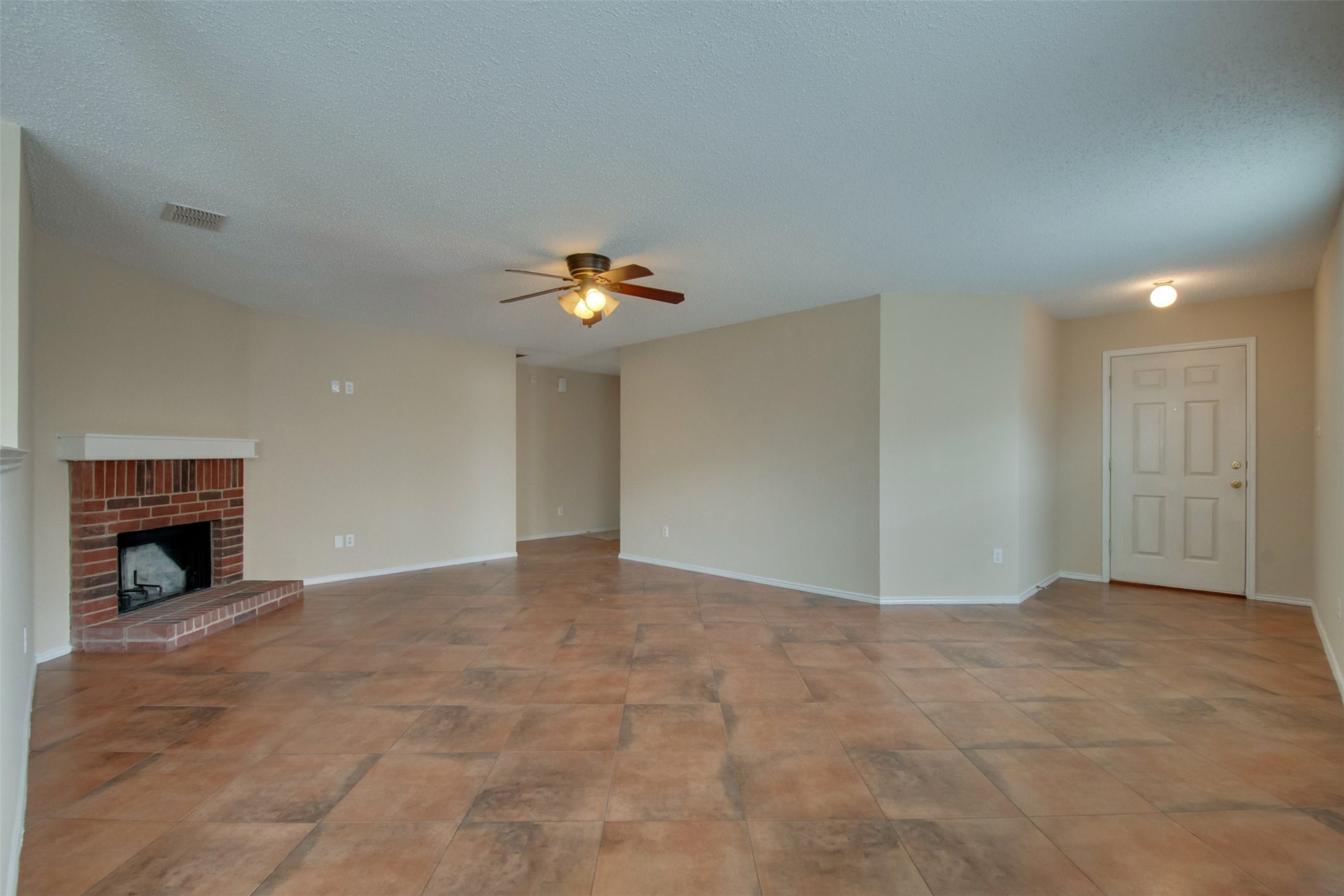 3833 Foxhound Lane Fort Worth TX 76123