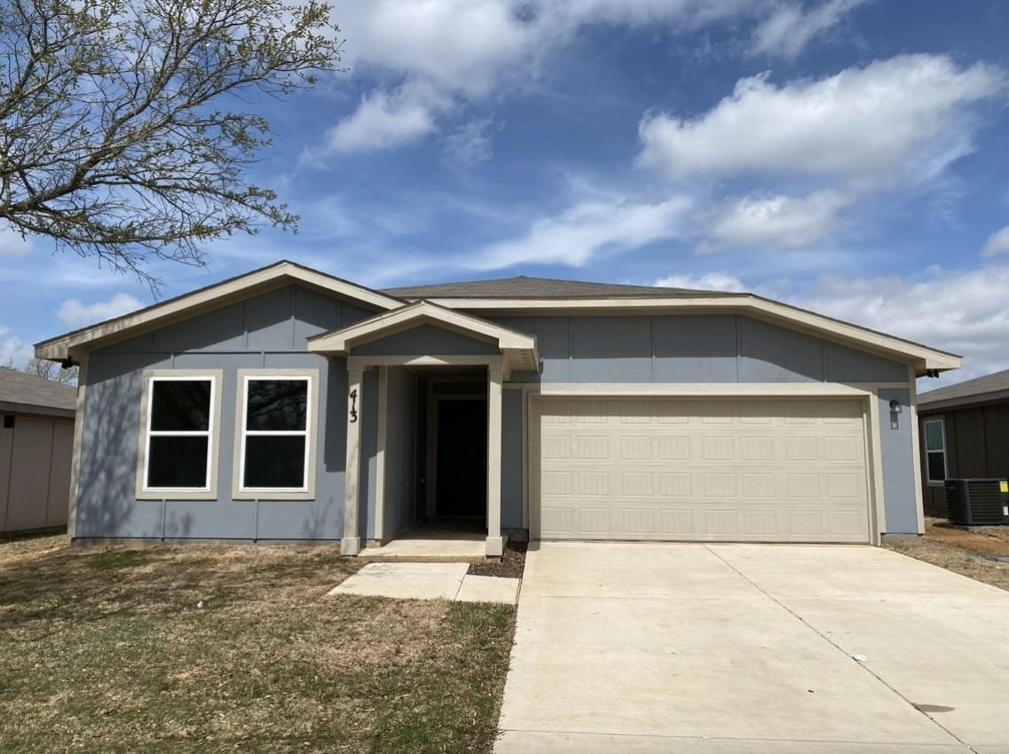 413 E Hull Street Denison TX 75020