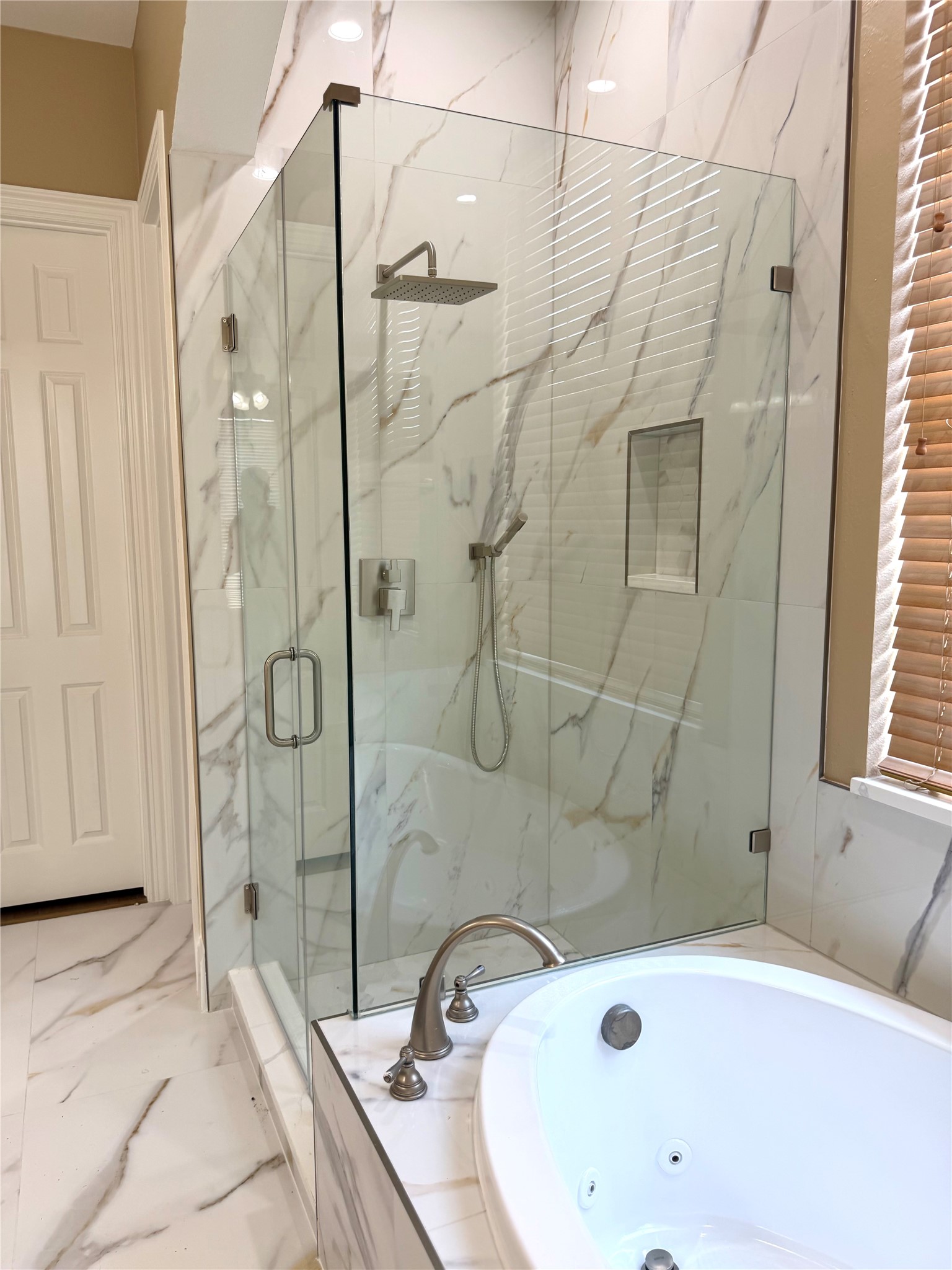 509 S Hampton Court Lewisville TX 75056