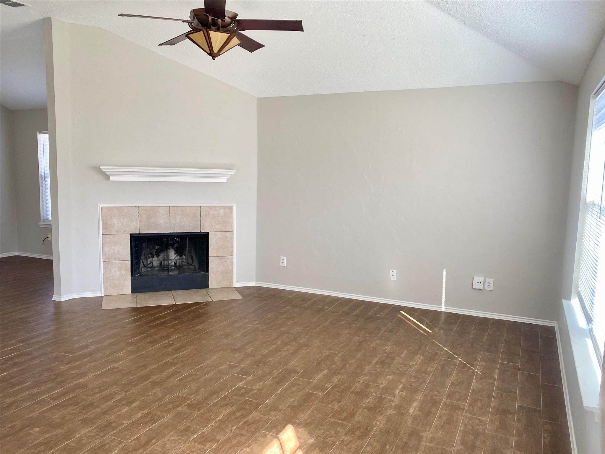 1006 Stockton Drive Burleson TX 76028