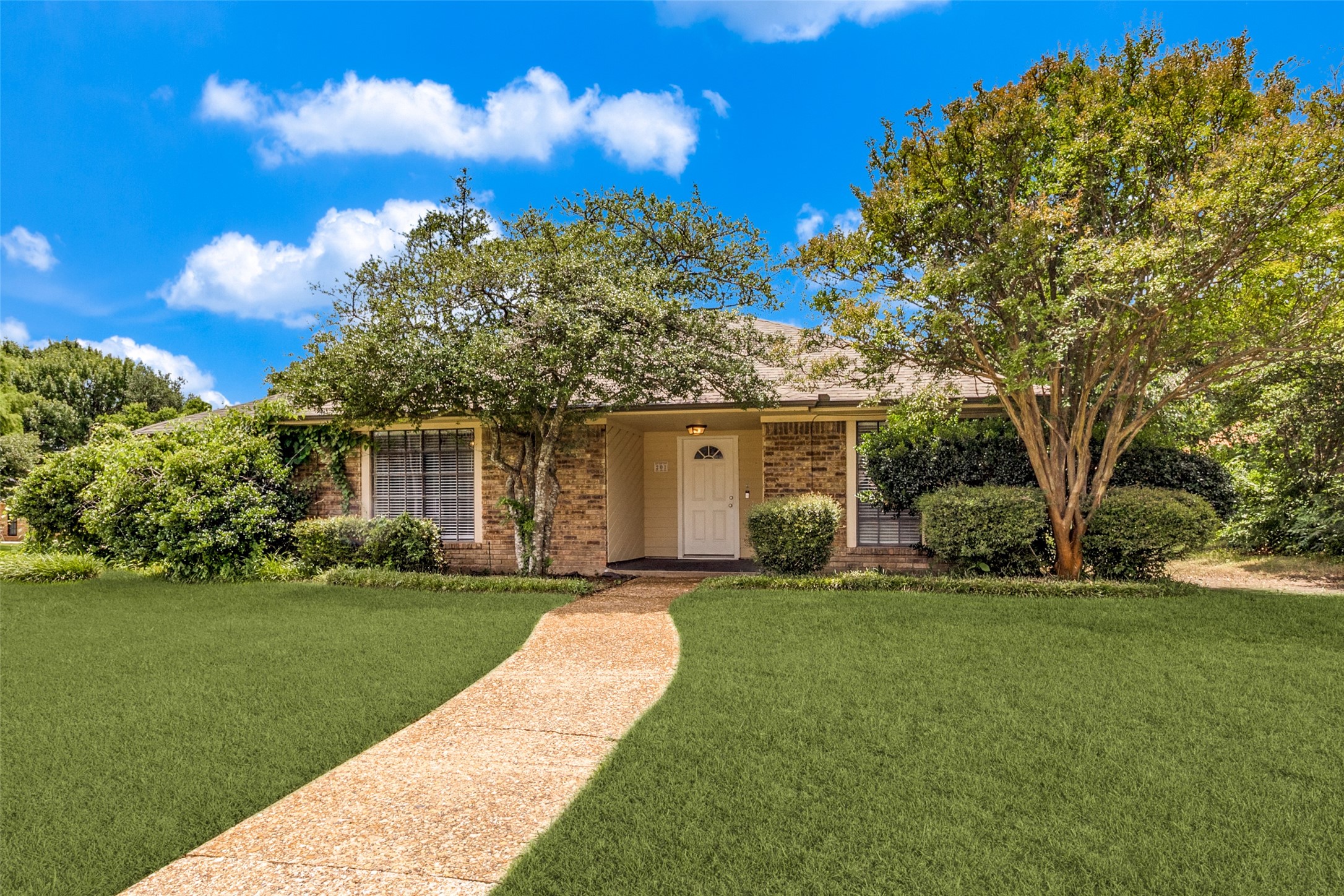 201 Nob Hill Place Allen TX 75013