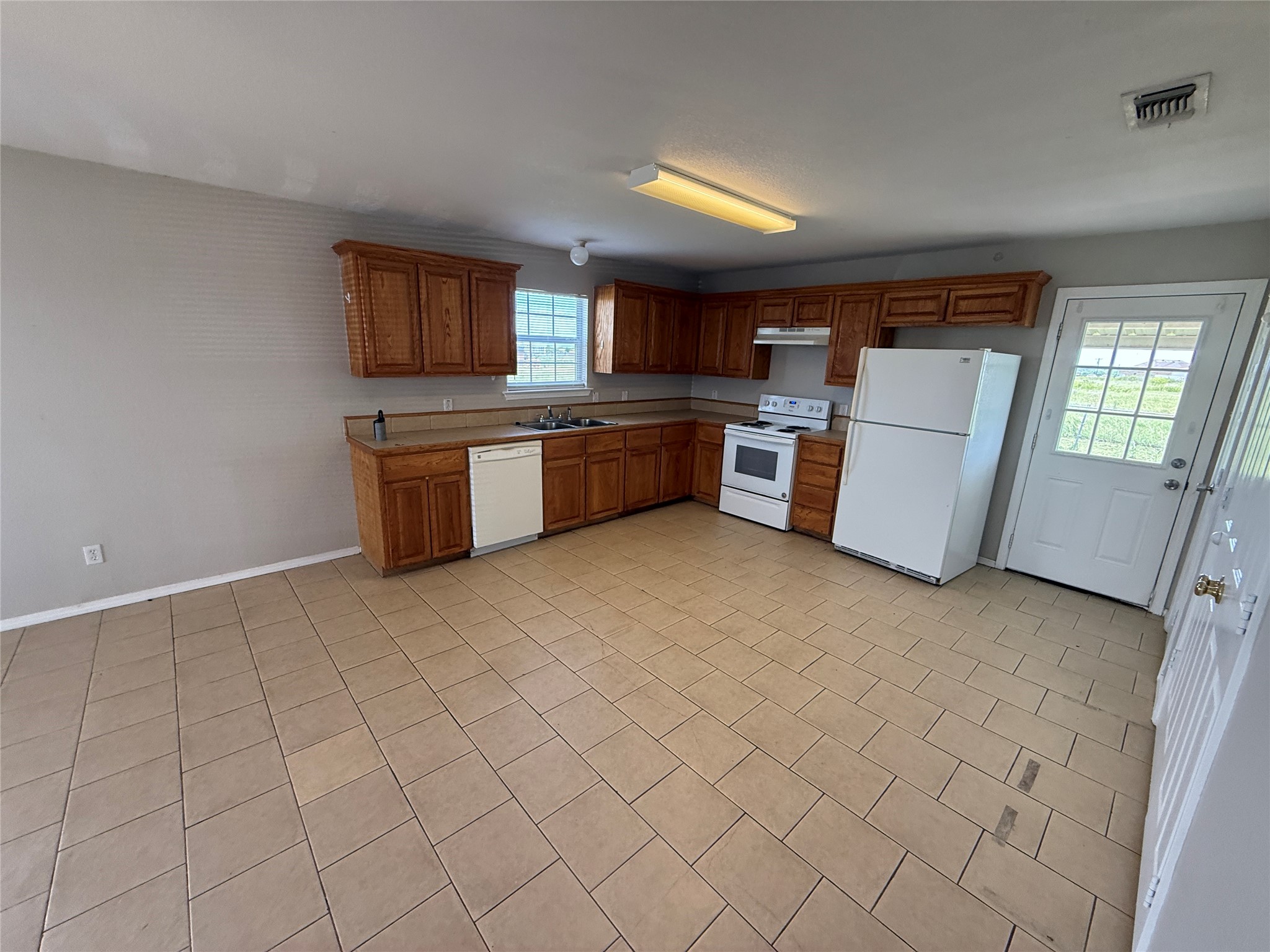 217 Blue Bell Court Weatherford TX 76088