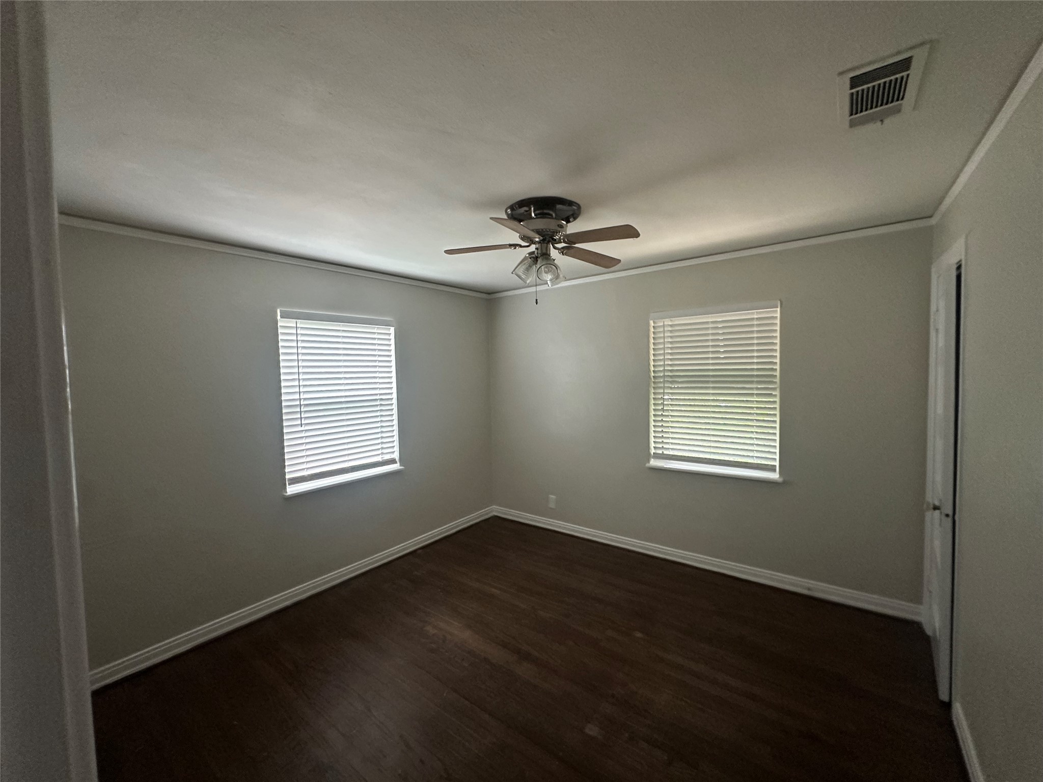 2806 Hedgerow Drive Dallas TX 75235
