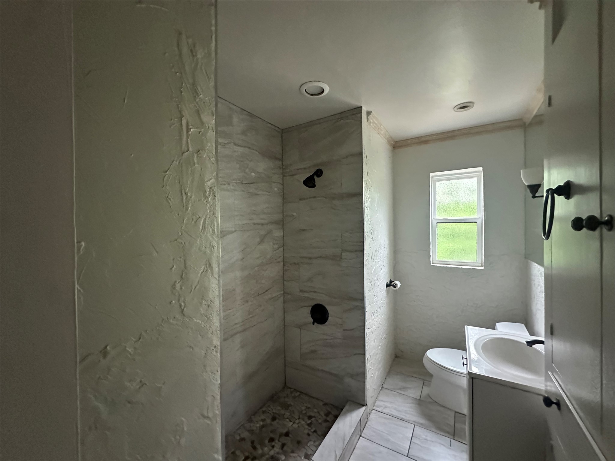 2806 Hedgerow Drive Dallas TX 75235