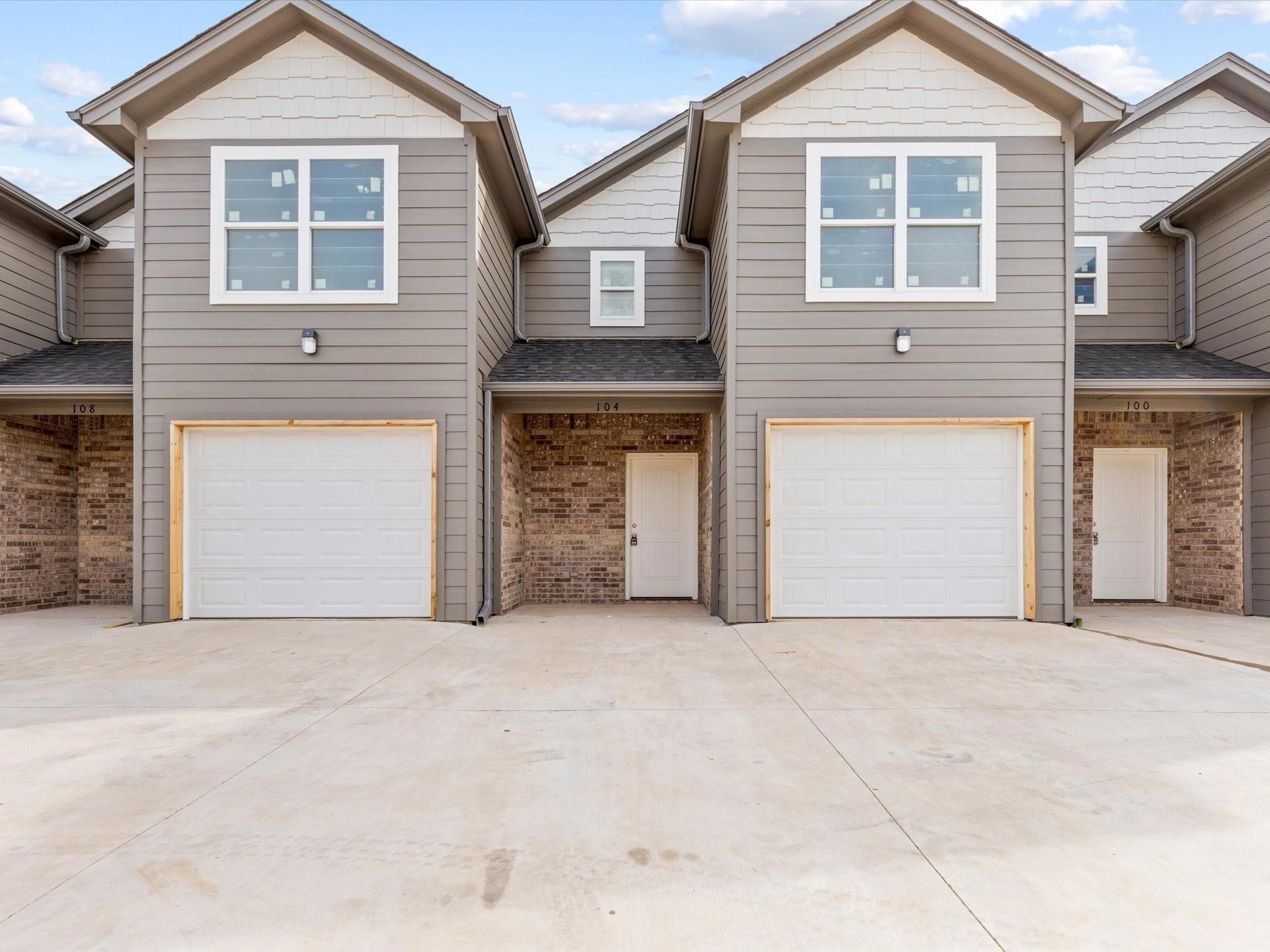136 Abbey Park Court Granbury TX 76049