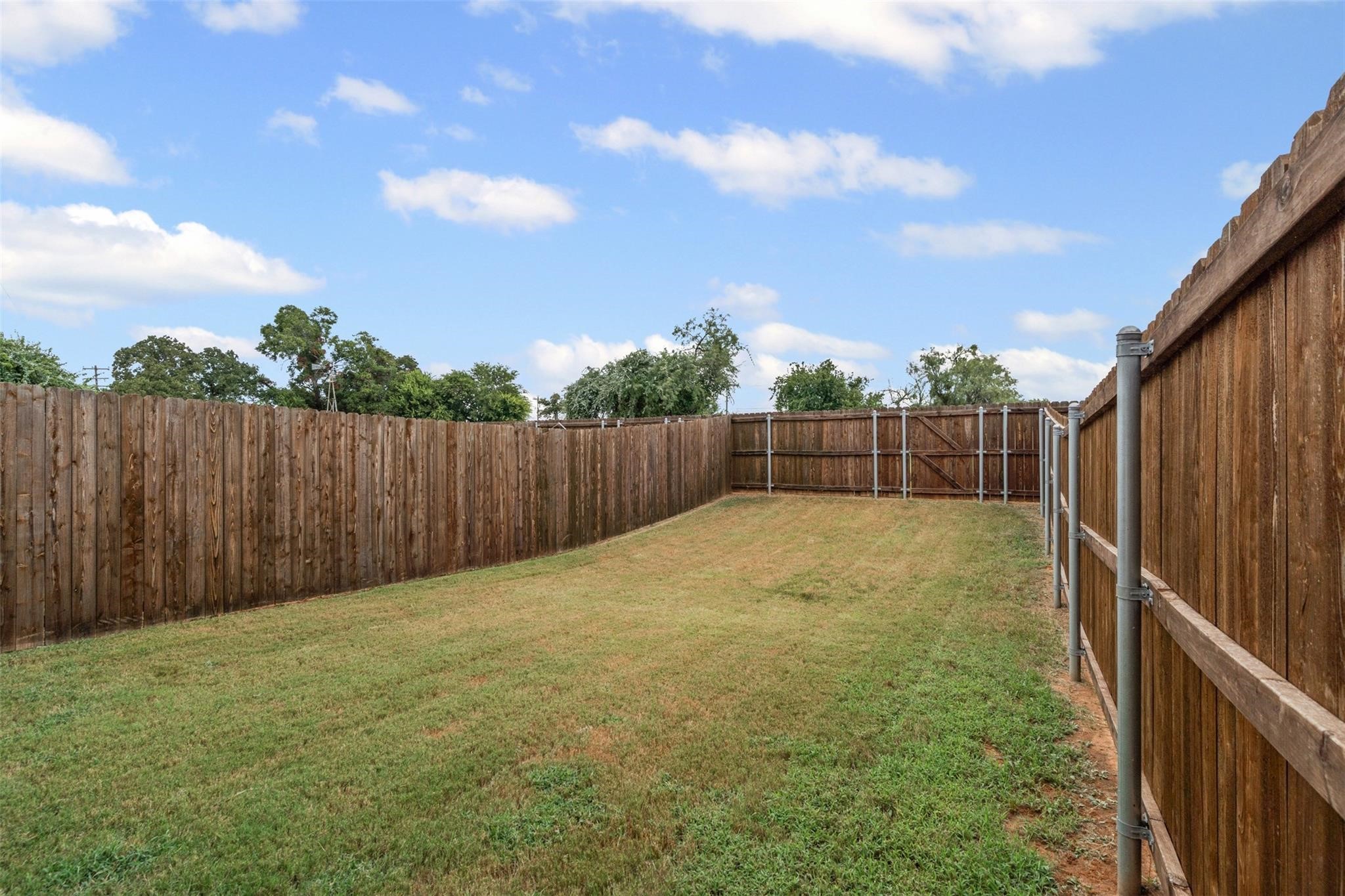 136 Abbey Park Court Granbury TX 76049