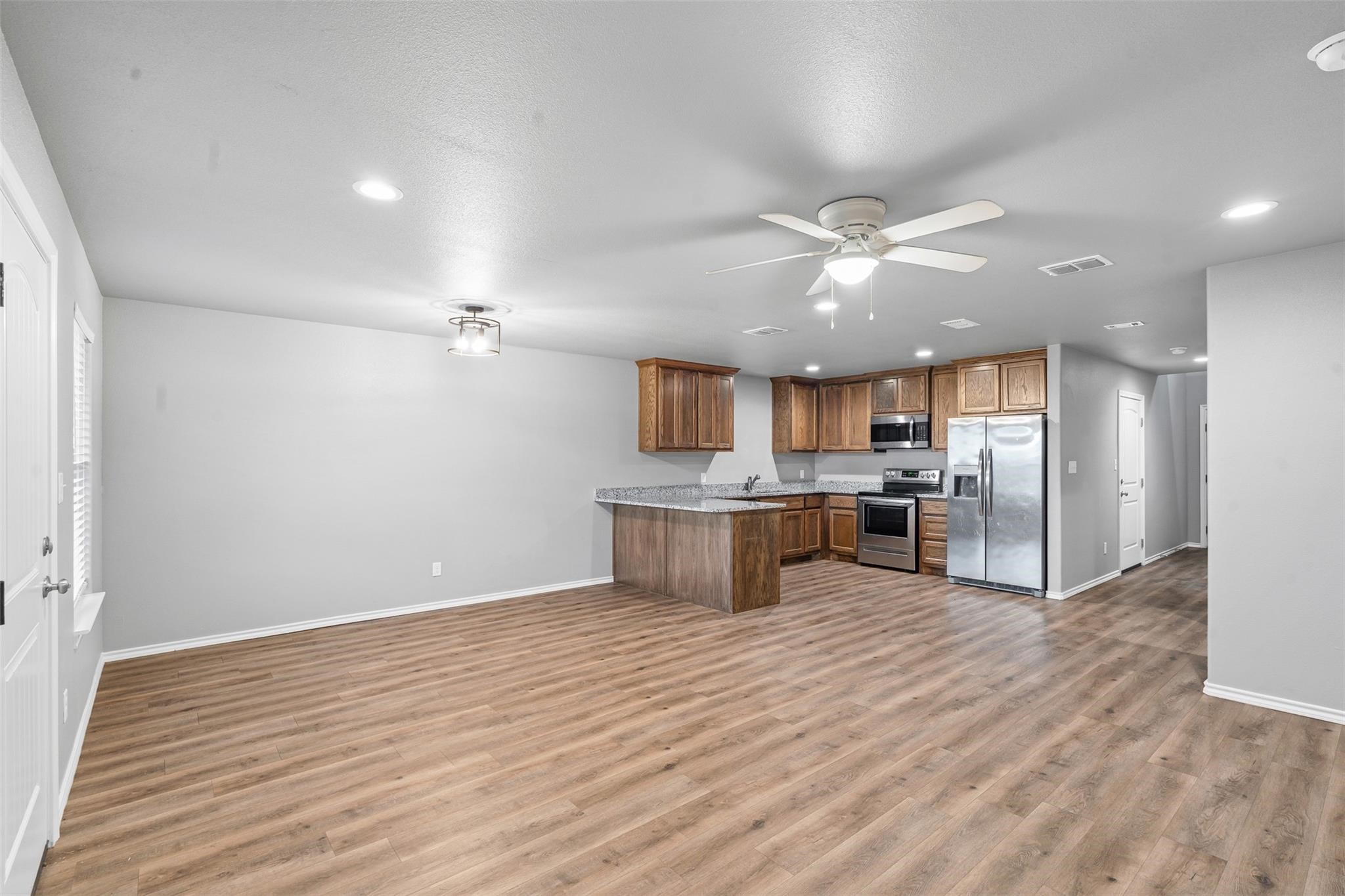 136 Abbey Park Court Granbury TX 76049