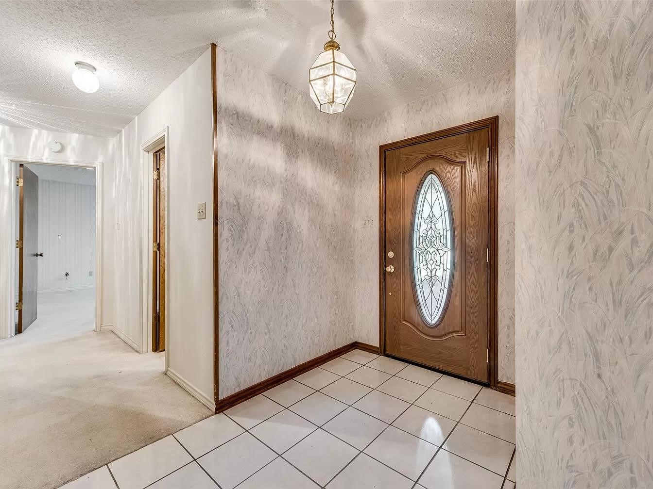 1912 Anna Drive Irving TX 75061
