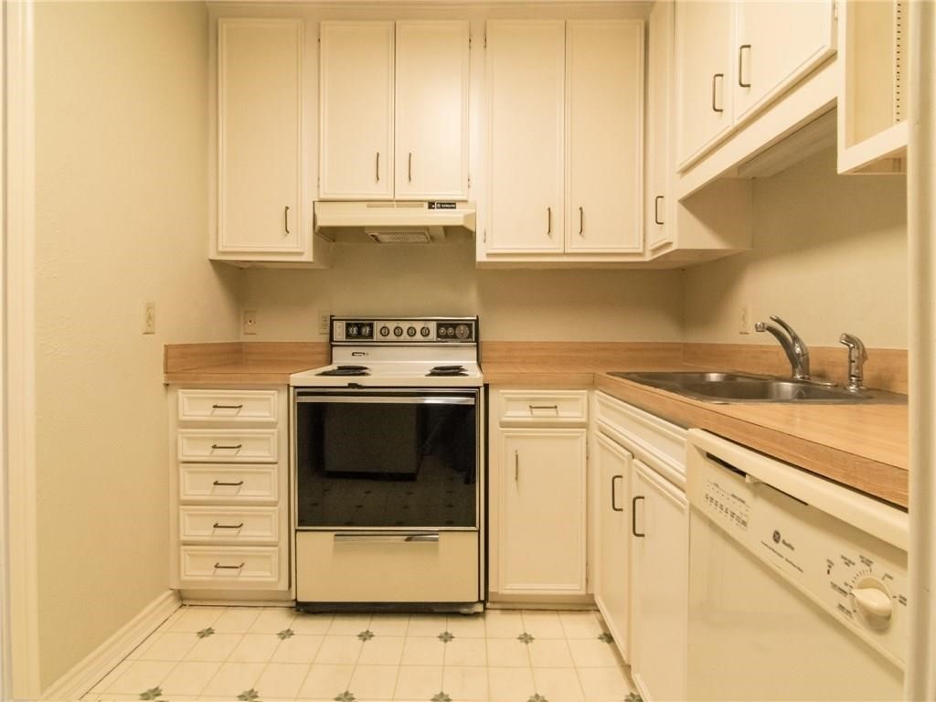 4311 Cole Avenue Dallas TX 75205