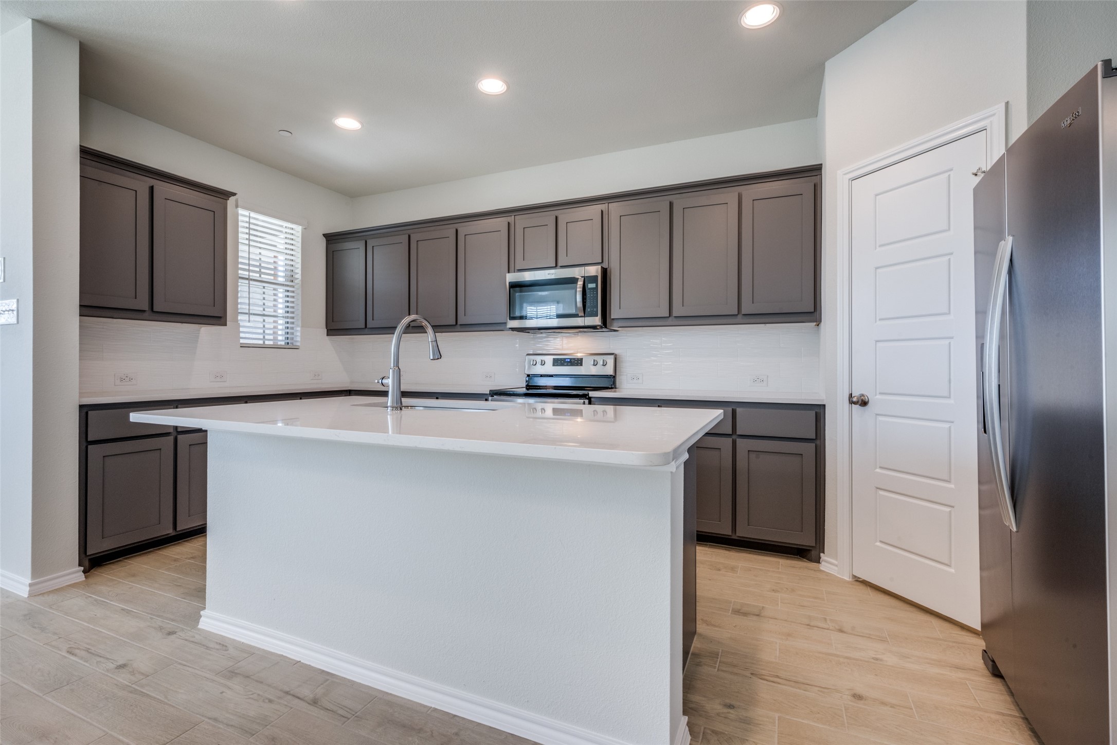 4601 Avion Drive Sanger TX 76266