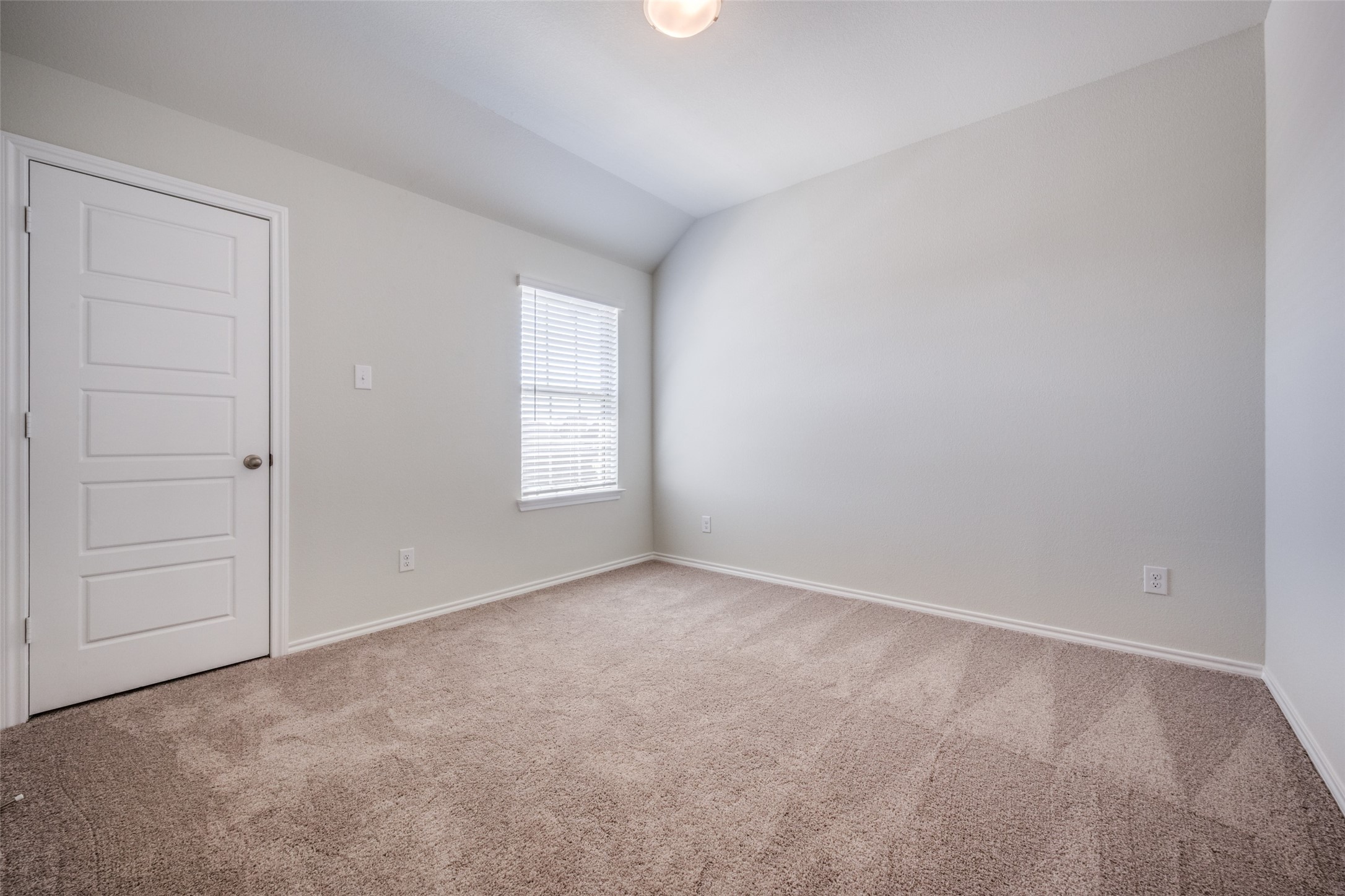 4601 Avion Drive Sanger TX 76266