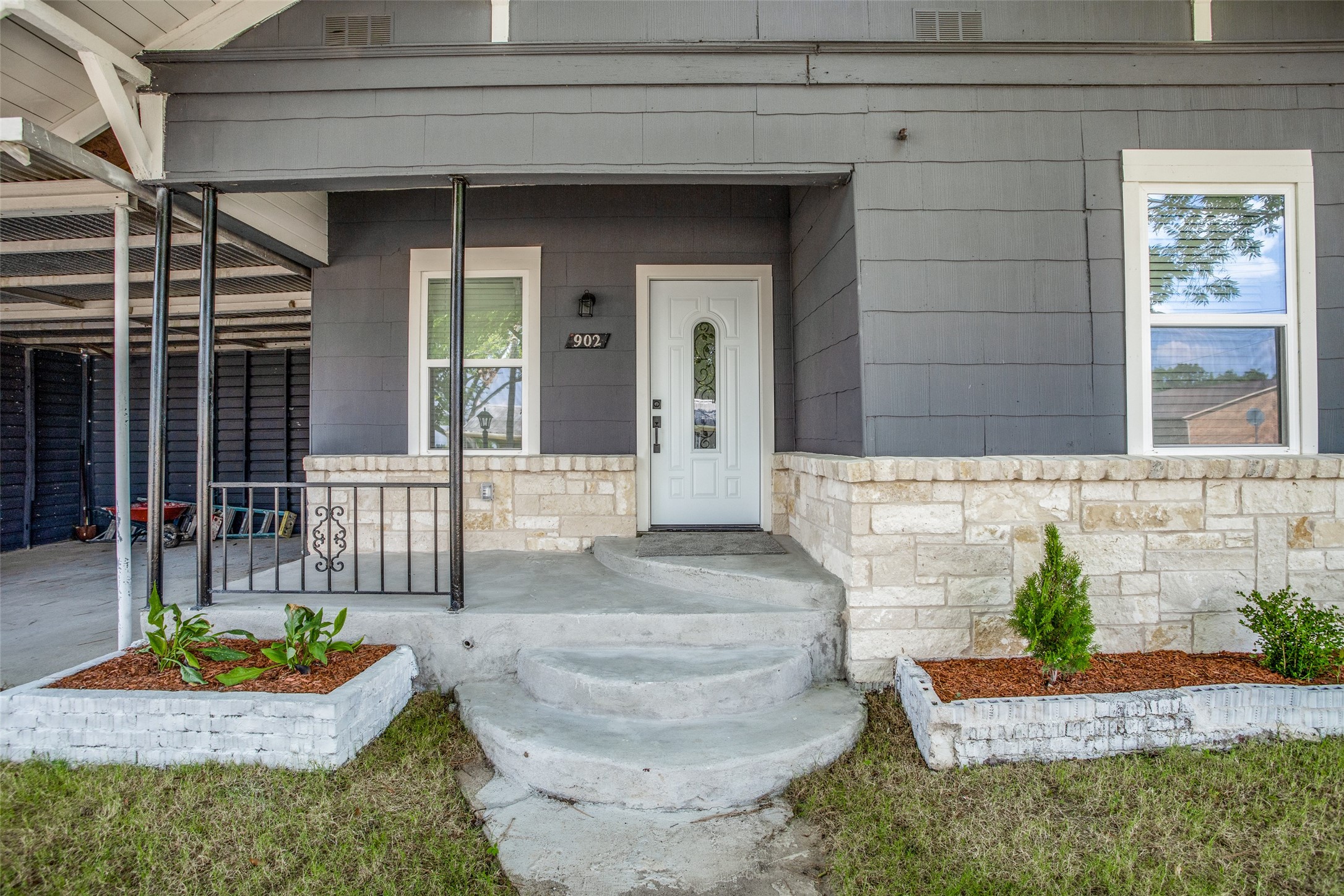 902 Clark Street Greenville TX 75401