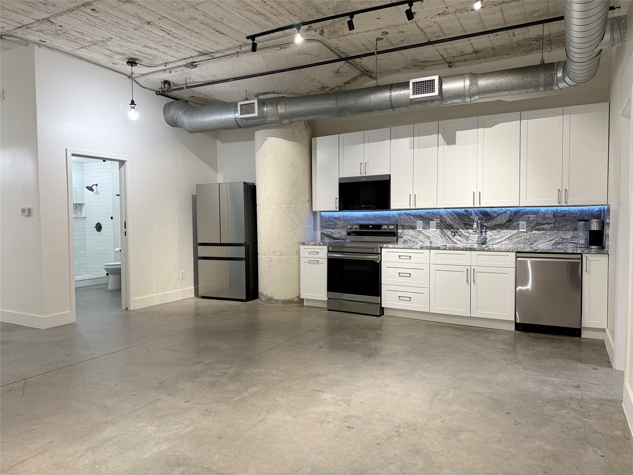 1122 Jackson Street Dallas TX 75202