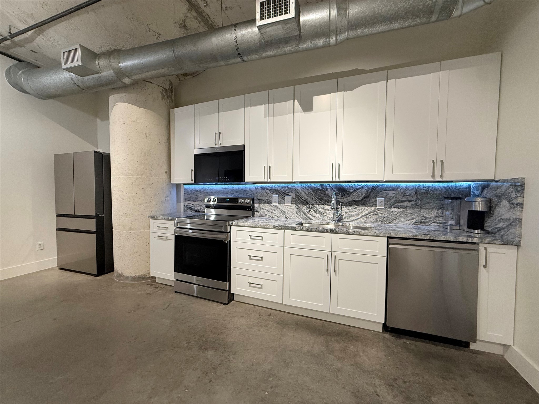 1122 Jackson Street Dallas TX 75202