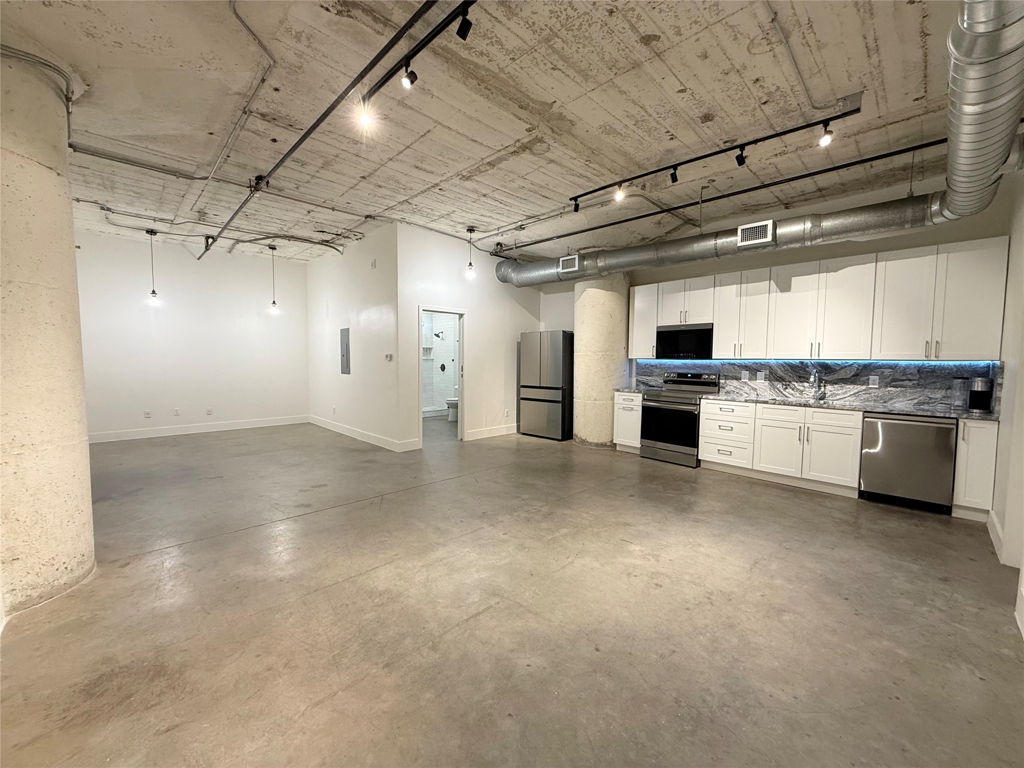 1122 Jackson Street Dallas TX 75202
