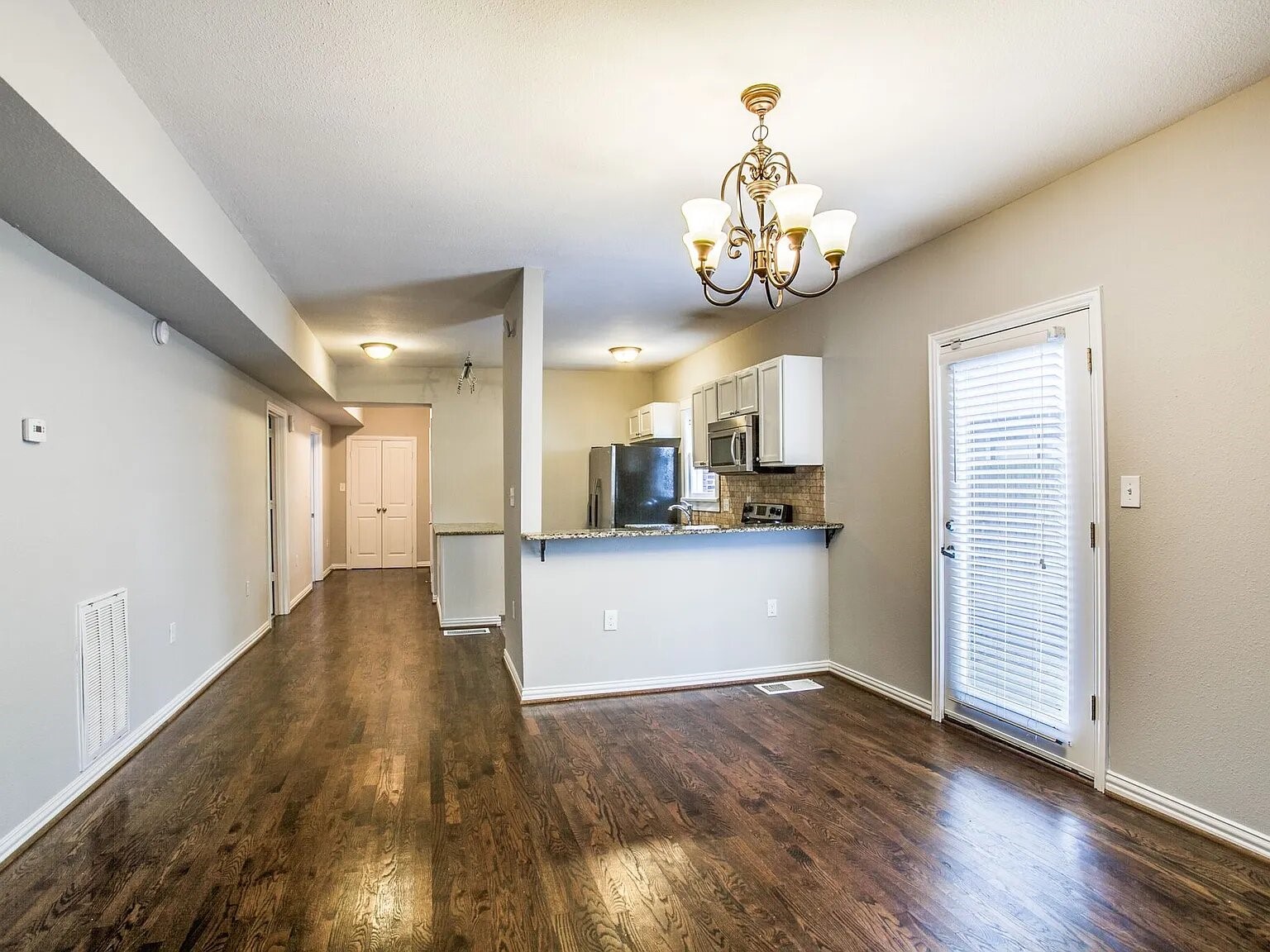 407 S Windomere Avenue Dallas TX 75208