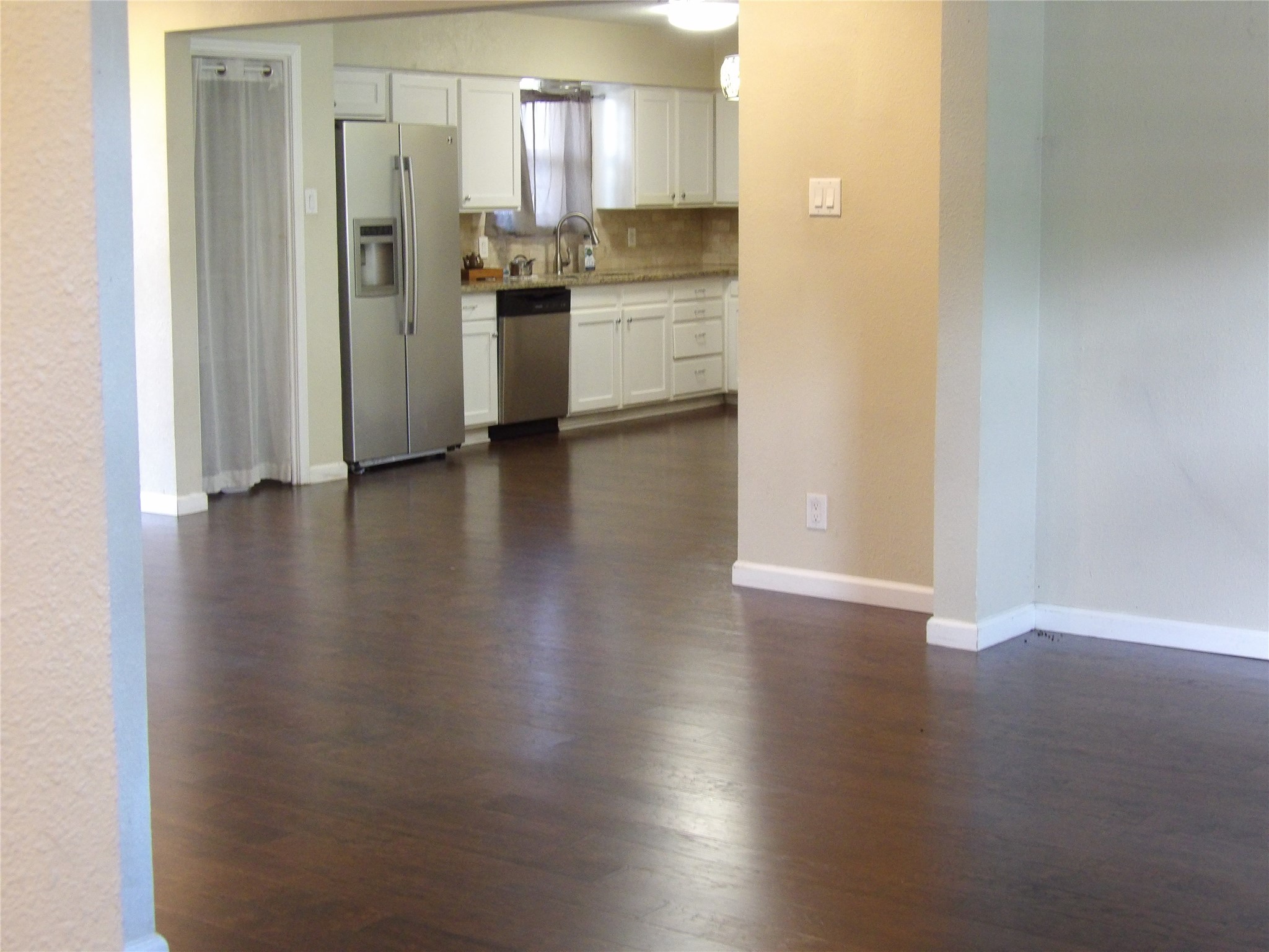 2822 Sunny Hill Lane Farmers Branch TX 75234