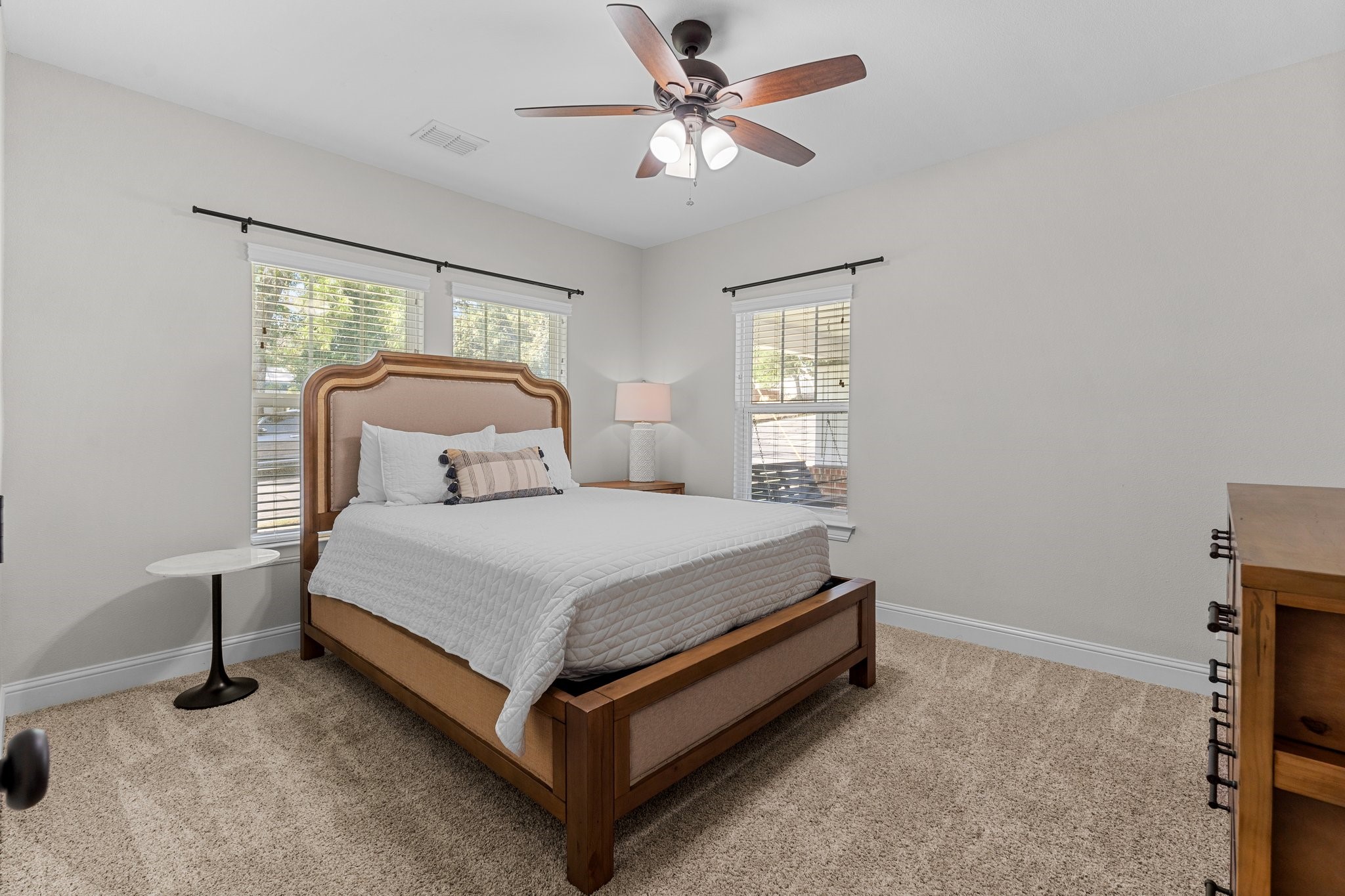 607 S Alamo Street Weatherford TX 76086