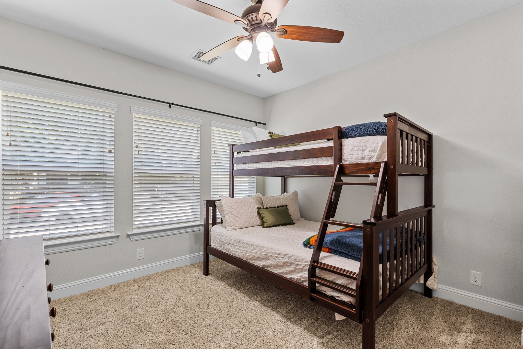 607 S Alamo Street Weatherford TX 76086