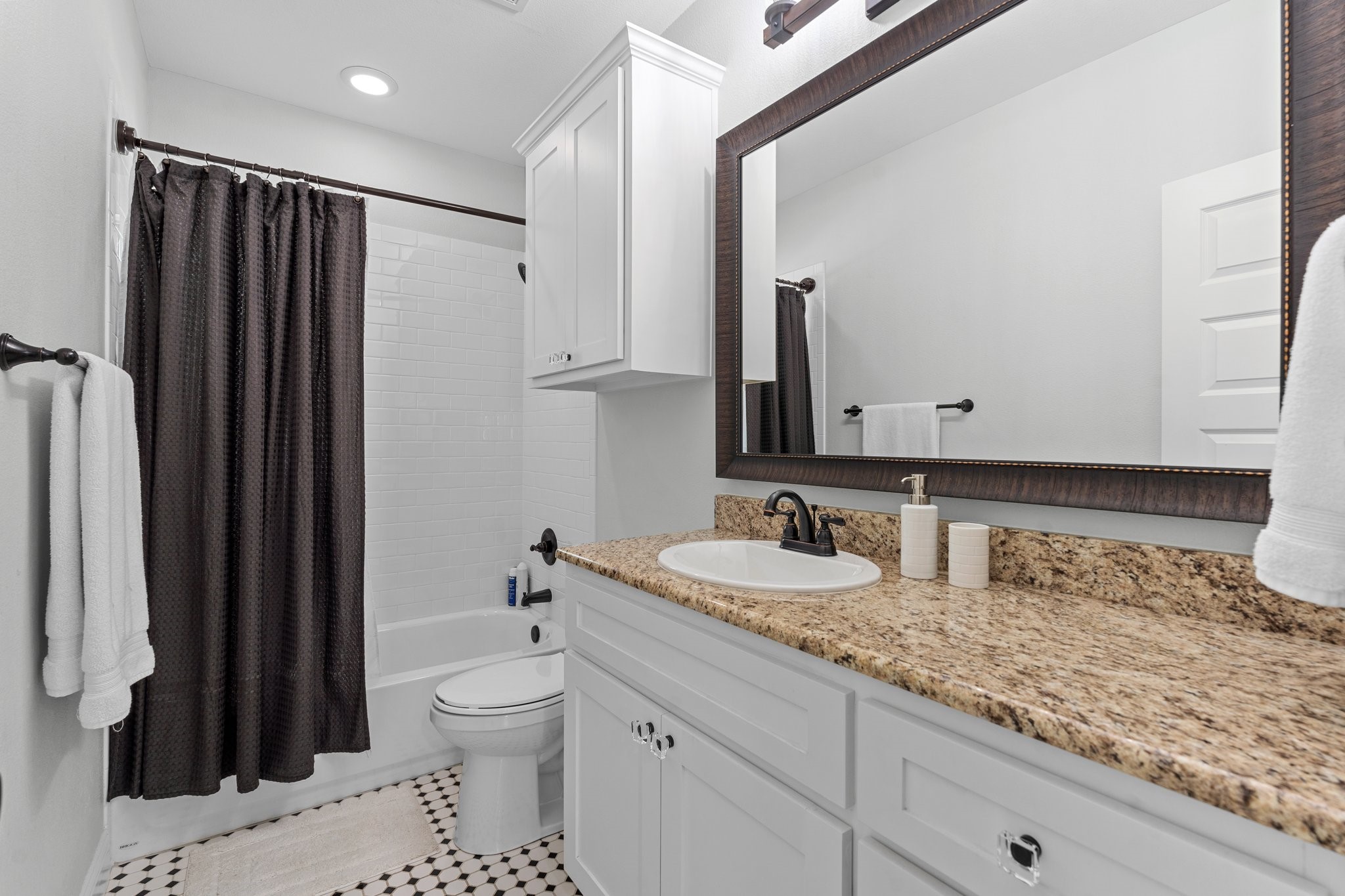 607 S Alamo Street Weatherford TX 76086