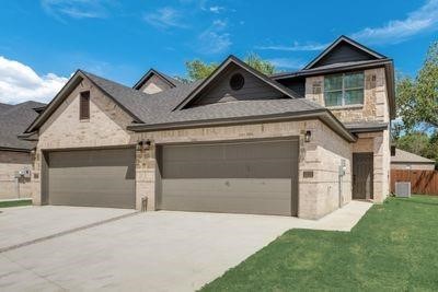721 N Jefferson Street Pilot Point TX 76258